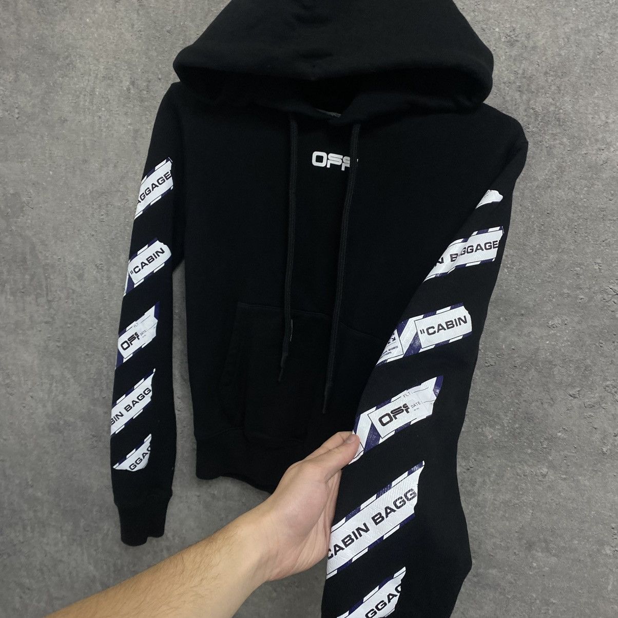 Off-White OFF-WHITE SS20 Airport Tape Arrow Hoodie Big Logo Size US XS / EU 42 / 0 - 7 Thumbnail