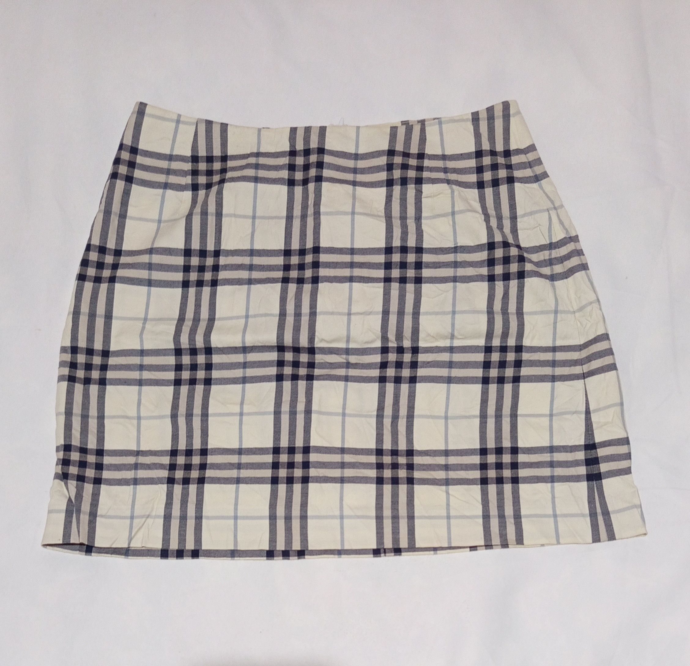 Burberry Burberry London Nova Check A-line mini skirt Size 27" / US 4 / IT 40 - 1 Thumbnail