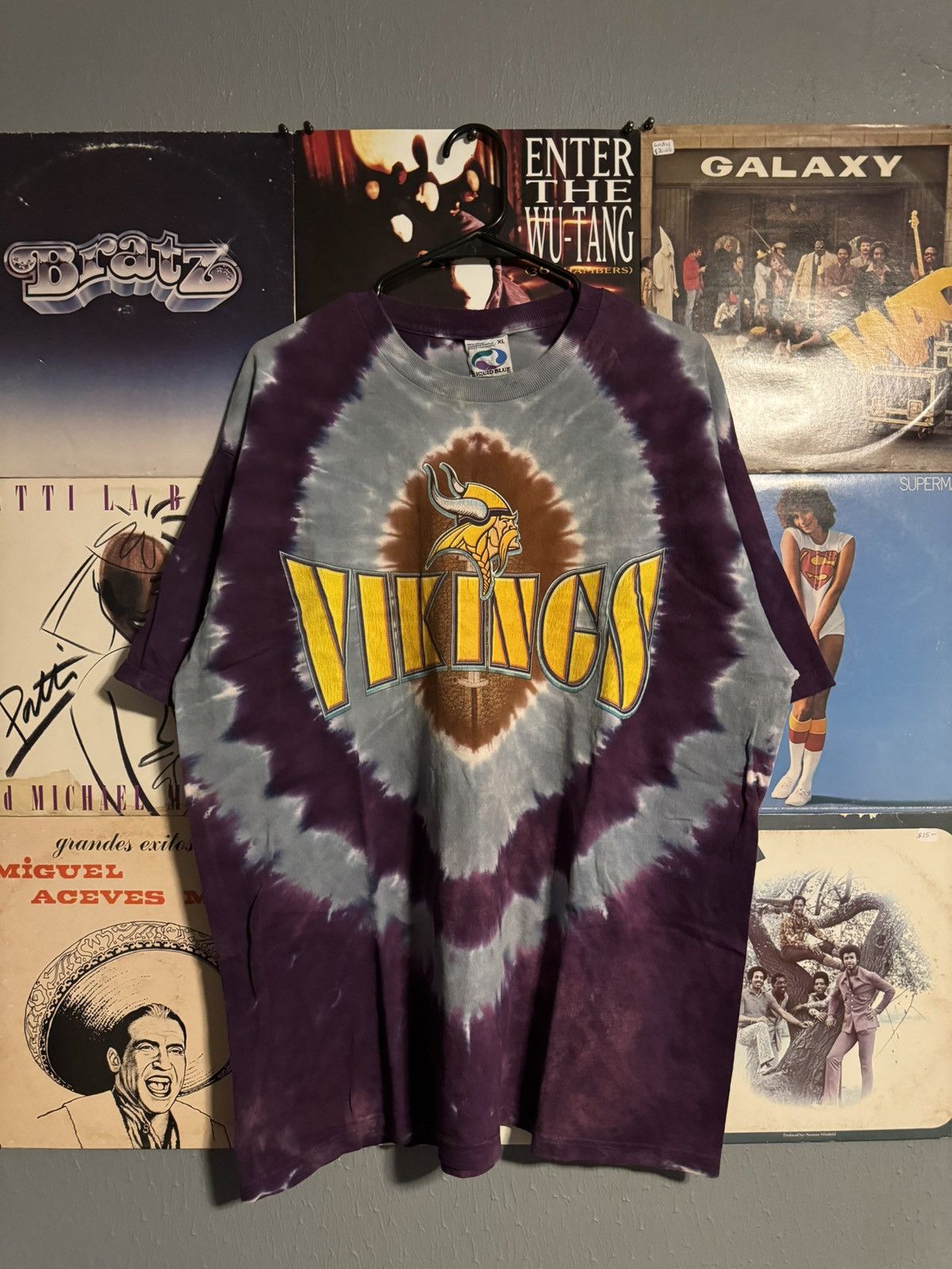 RARE VTG shops 90s Liquid Blue Minnesota Vikings