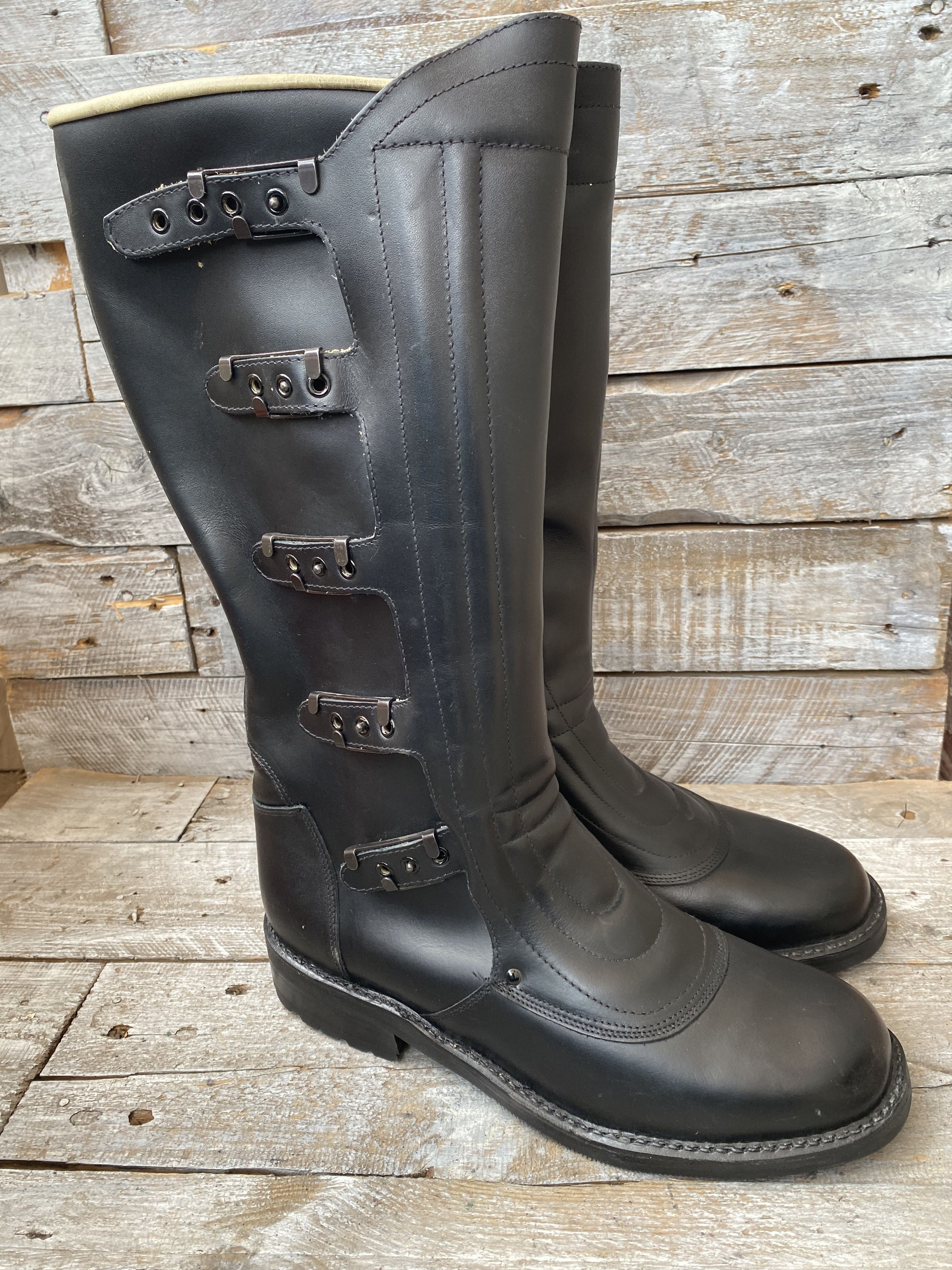 Vintage Vintage military buckle black leather motorcycle boots sz44 Size US 11 / EU 44 - 5 Thumbnail