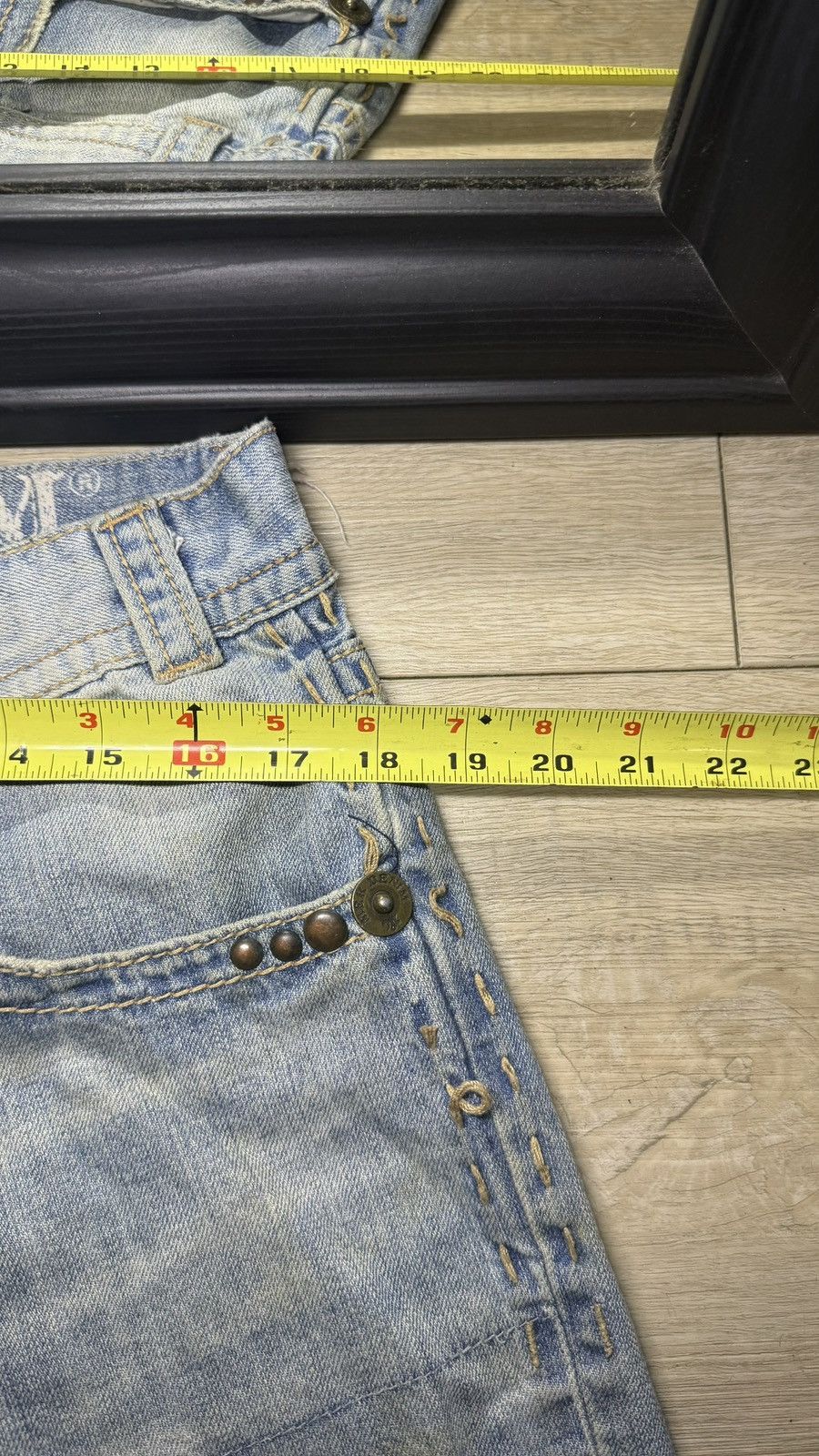 True Religion Y2K 2000s Chopped Mek Denim Embroidered Distressed Logo Jort Size US 34 / EU 50 - 8 Thumbnail