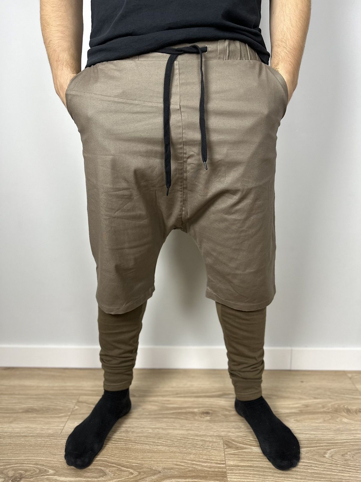 First Aid To The Injured First Aid To The Injured Pants Men’s Shorts Leggings Size US 30 / EU 46 - 3 Thumbnail