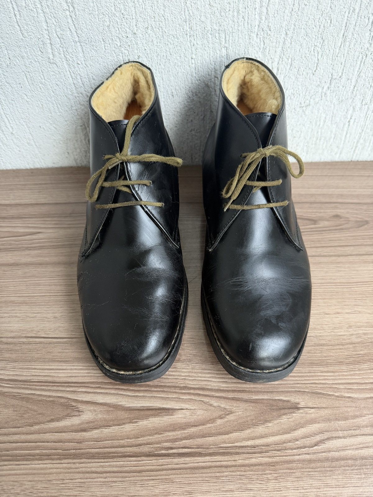 Paraboot chukka boots with wool lining Size US 9 / EU 42 - 6 Thumbnail