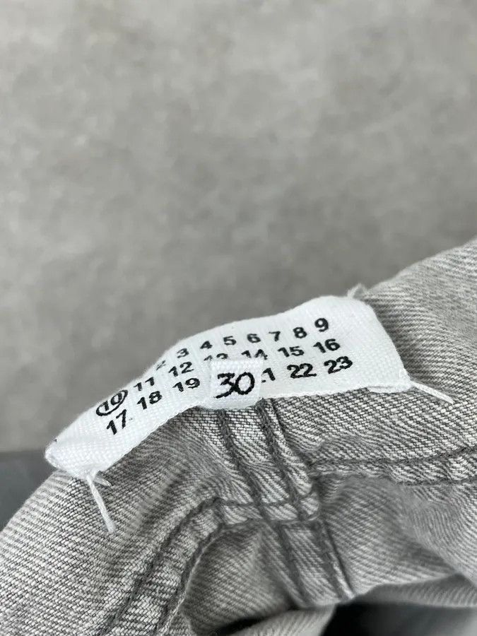 Maison Margiela SS2017 Maison Margiela Grey Slim Distressed Denim Jeans Size 25" / US 0 / IT 36 - 12 Thumbnail