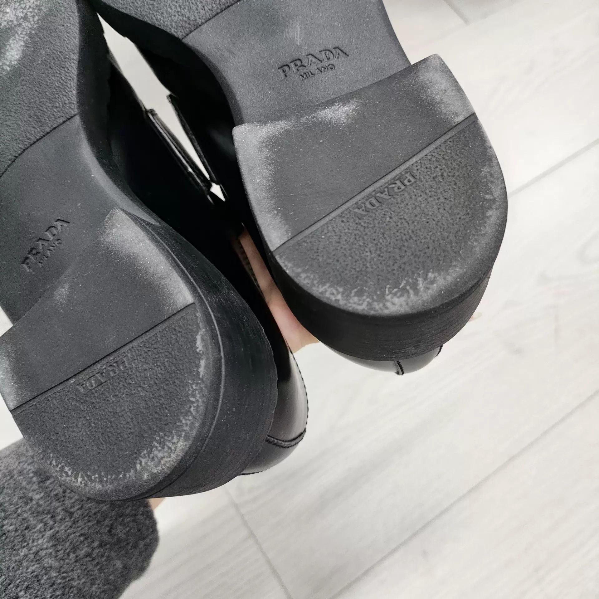 Prada Prada patent leather loafers black 35.5 95 New Size US 5 / IT 35 - 4 Thumbnail