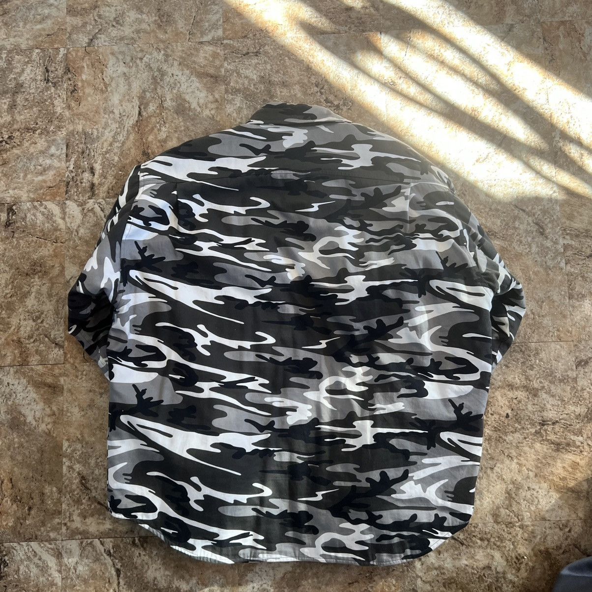 Balenciaga Balenciaga Padded Snow Camo Jacket Size US M / EU 48-50 / 2 - 6 Thumbnail