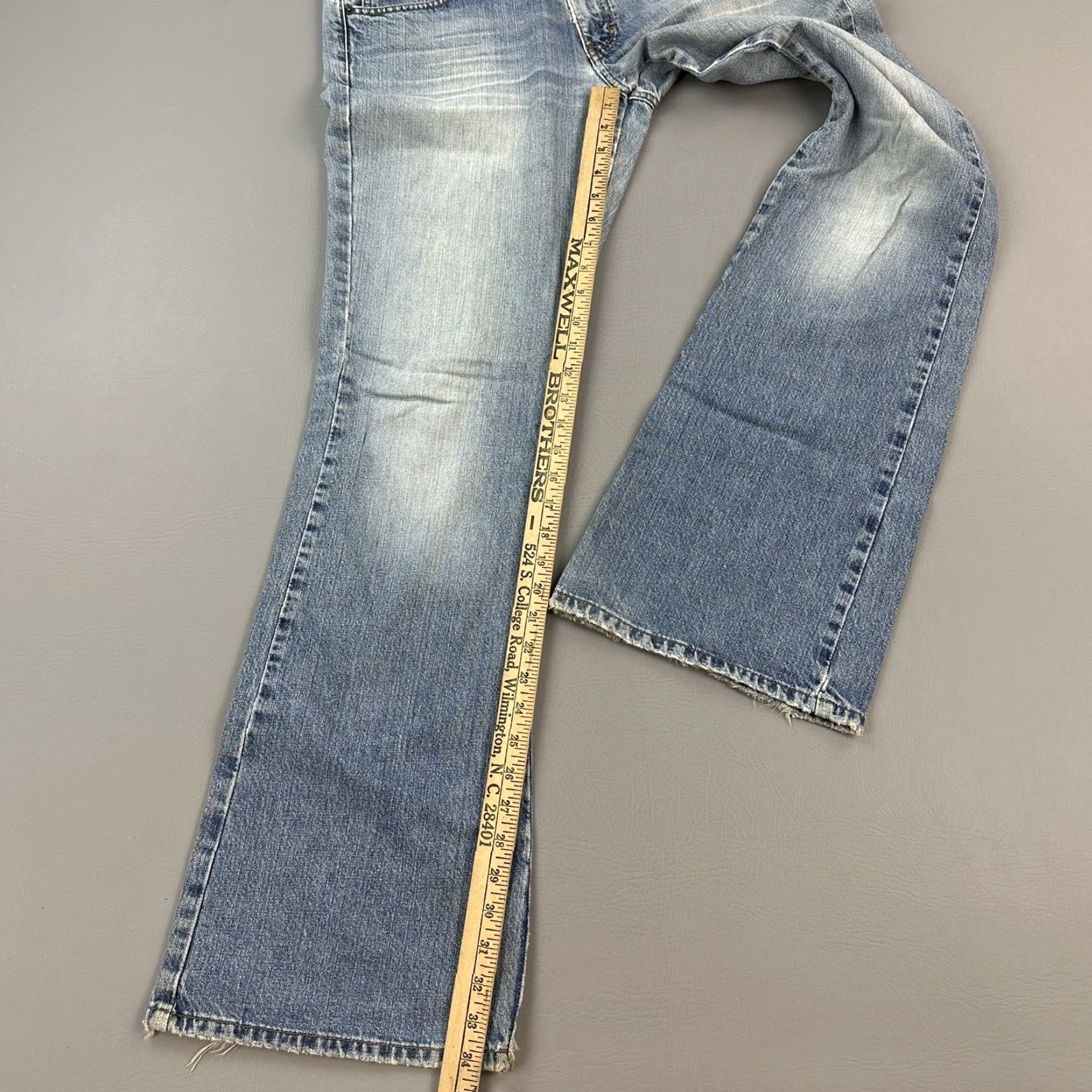 American Eagle Outfitters VINTAGE American Eagle Jeans Women's 12 Long 36x34 Blue Bootcut Distressed Y2K Size 34" / US 12 / IT 48 - 2 Thumbnail