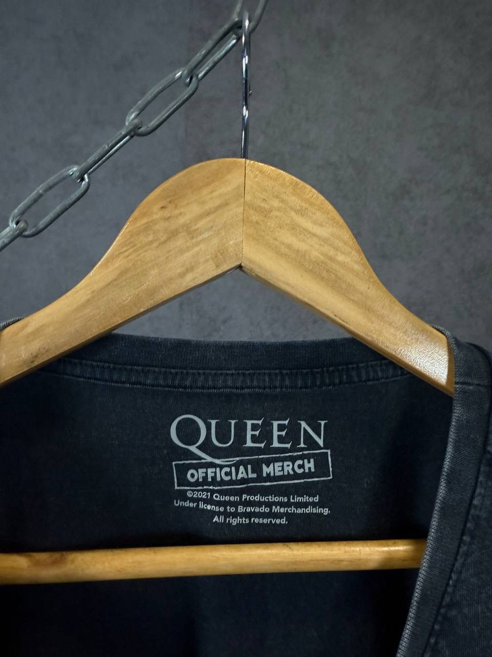 Band Tees Queen We Will rock you rock band tee Size US L / EU 52-54 / 3 - 4 Thumbnail