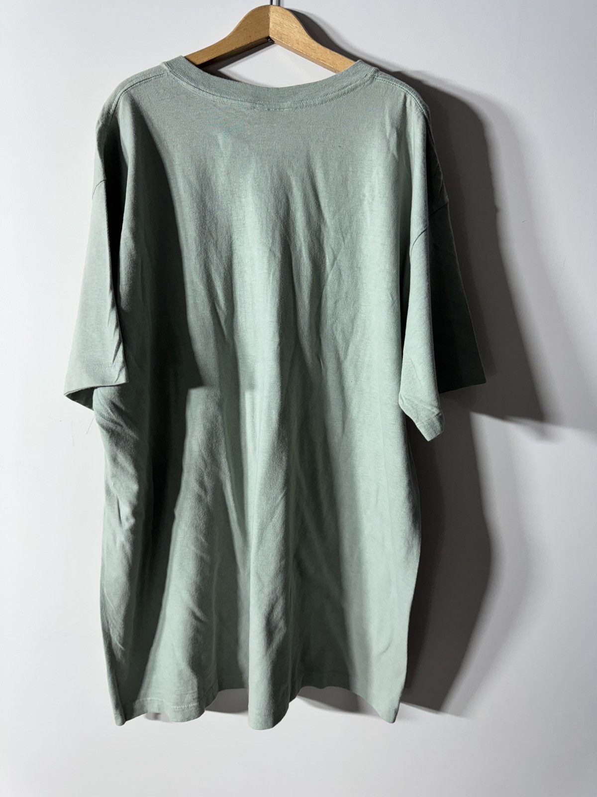 Vintage Vintage St. Barths Embossed T-Shirt by Harborside Graphics Size US L / EU 52-54 / 3 - 4 Thumbnail