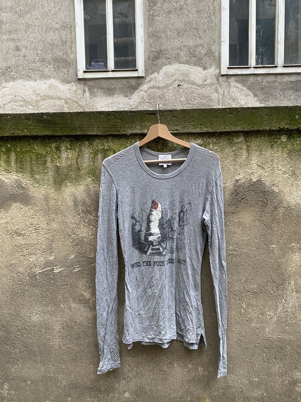 Vintage Vivienne Westwood Who the fuck needs art Longsleeve