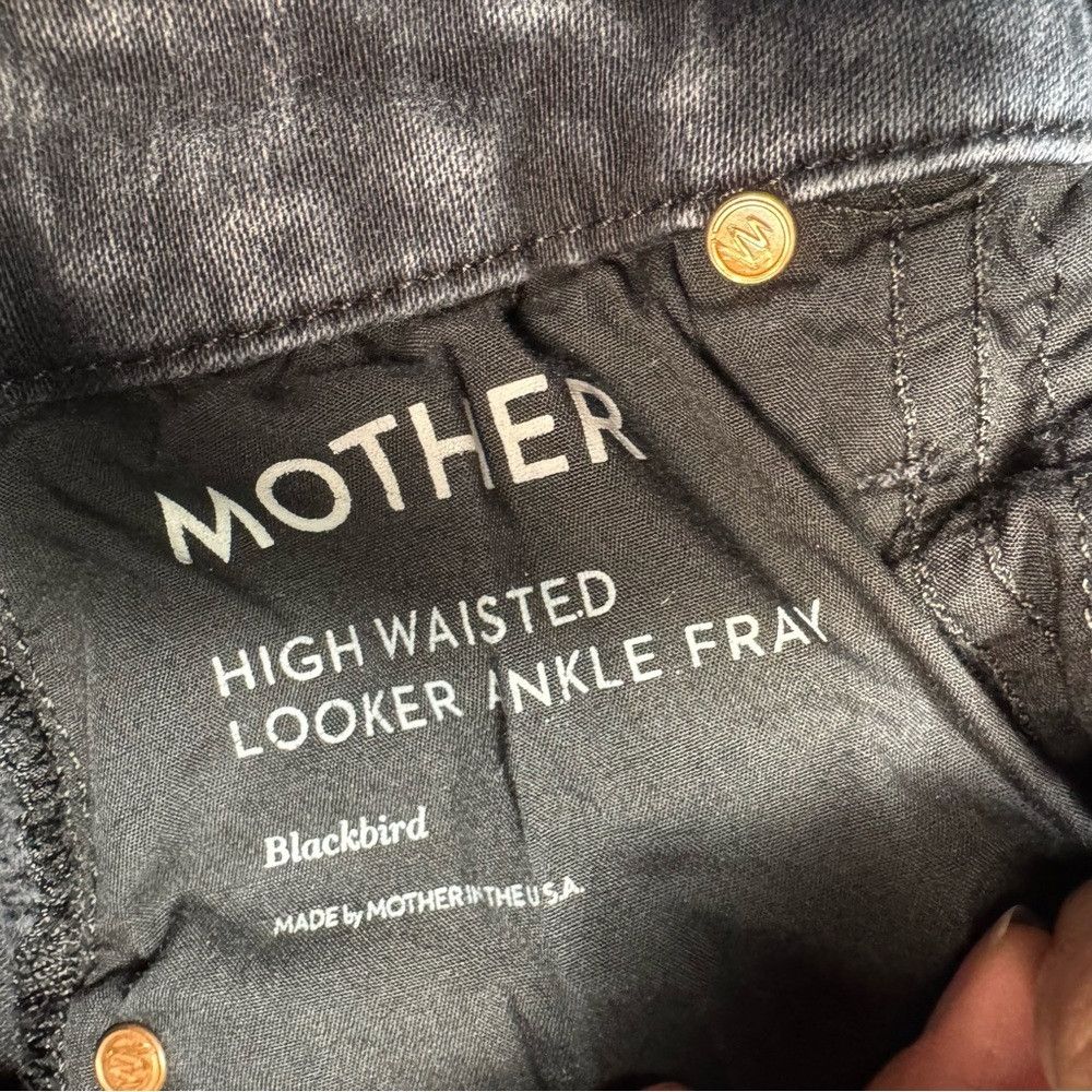 MOTHER MOTHER The Looker Ankle Fray Blackbird Jeans Size 25 Size 25" / US 0 / IT 36 - 9 Thumbnail