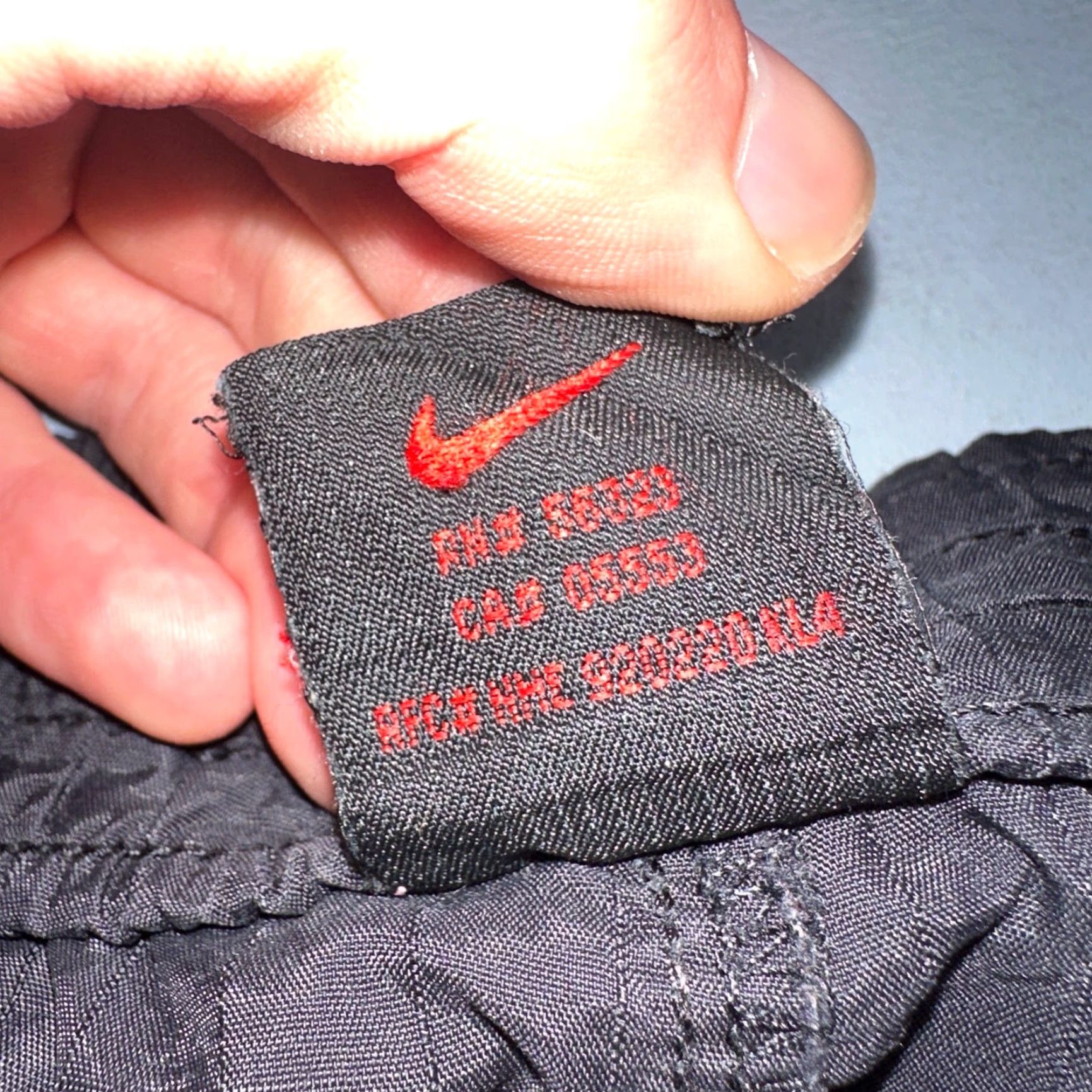 Nike VINTAGE Nike Black Nylon Shorts Sportswear 90s Swoosh XL Inseam 9” Track Running Men Size US 36 / EU 52 - 7 Thumbnail
