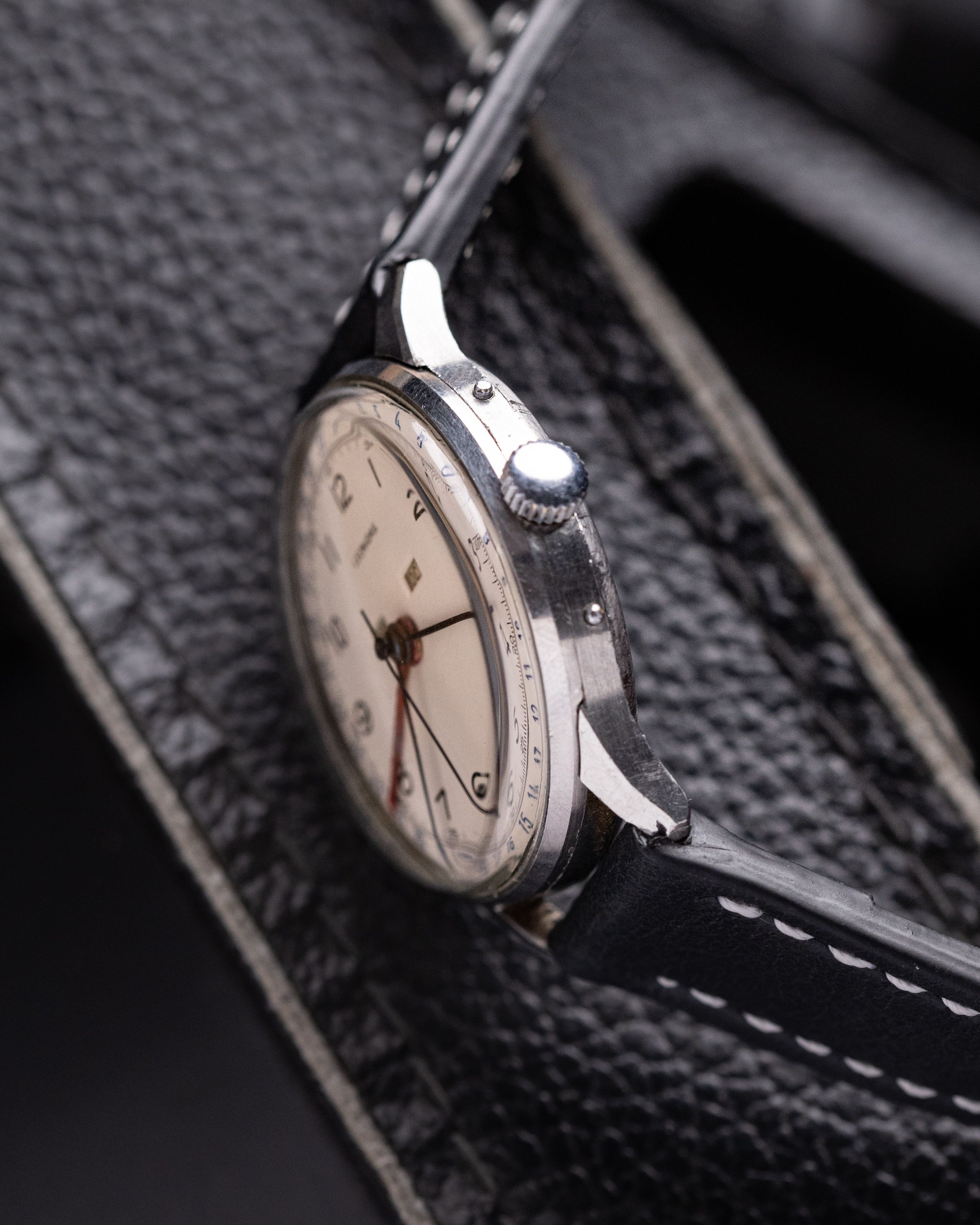 Other Leonidas Triple Calendar Chronograph watch, Oversize case Size 38 - 6 Thumbnail