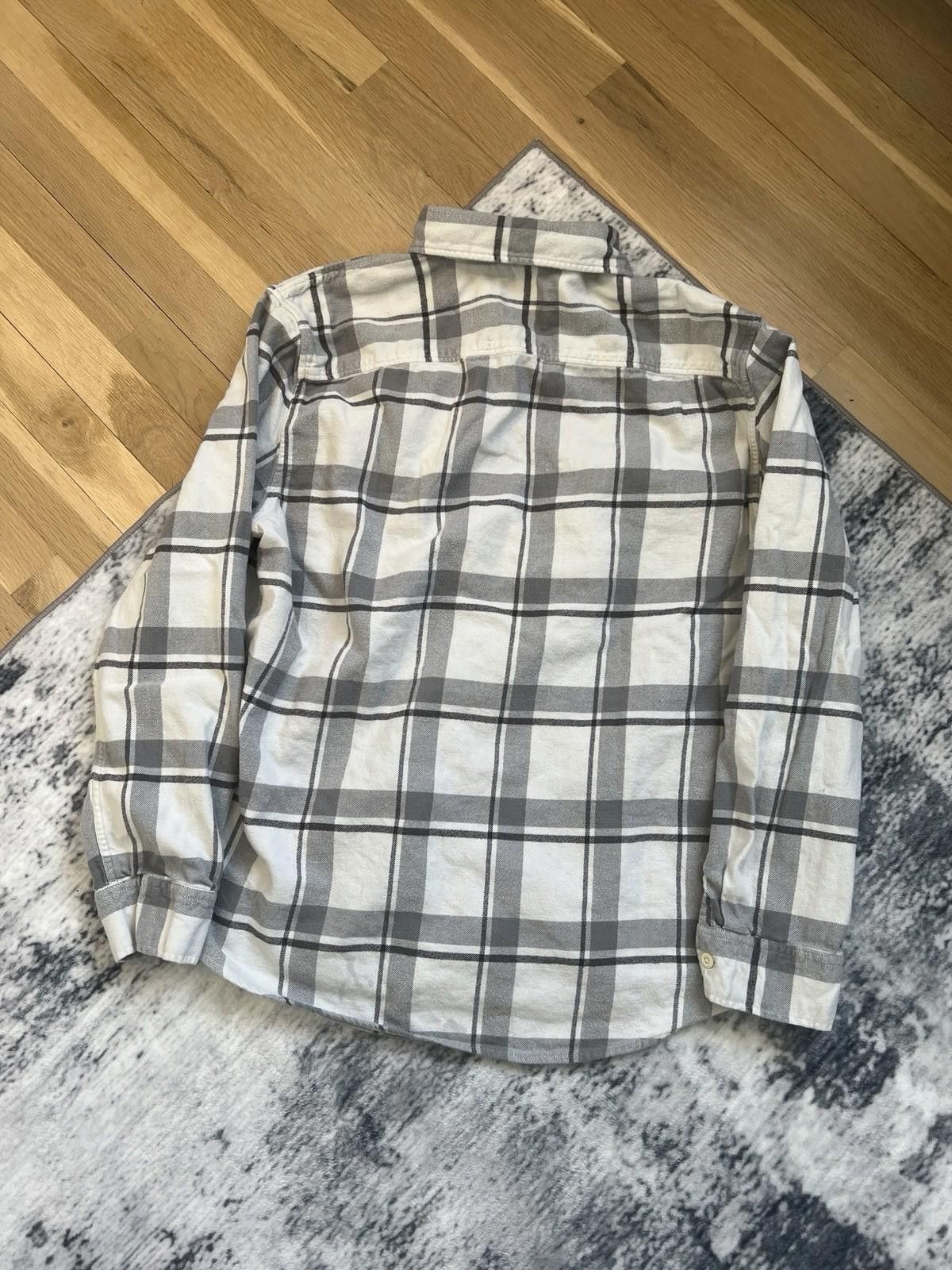 American Eagle Outfitters American Eagle Flannel Grey Size XL Size US XL / EU 56 / 4 - 2 Thumbnail