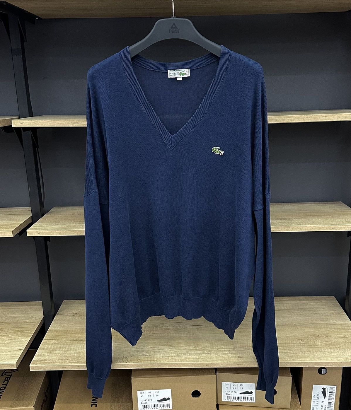 Lacoste 90S Vintage Lacoste Blue V Neck Sweater Jumper Old Money Size US XL / EU 56 / 4 - 7 Thumbnail