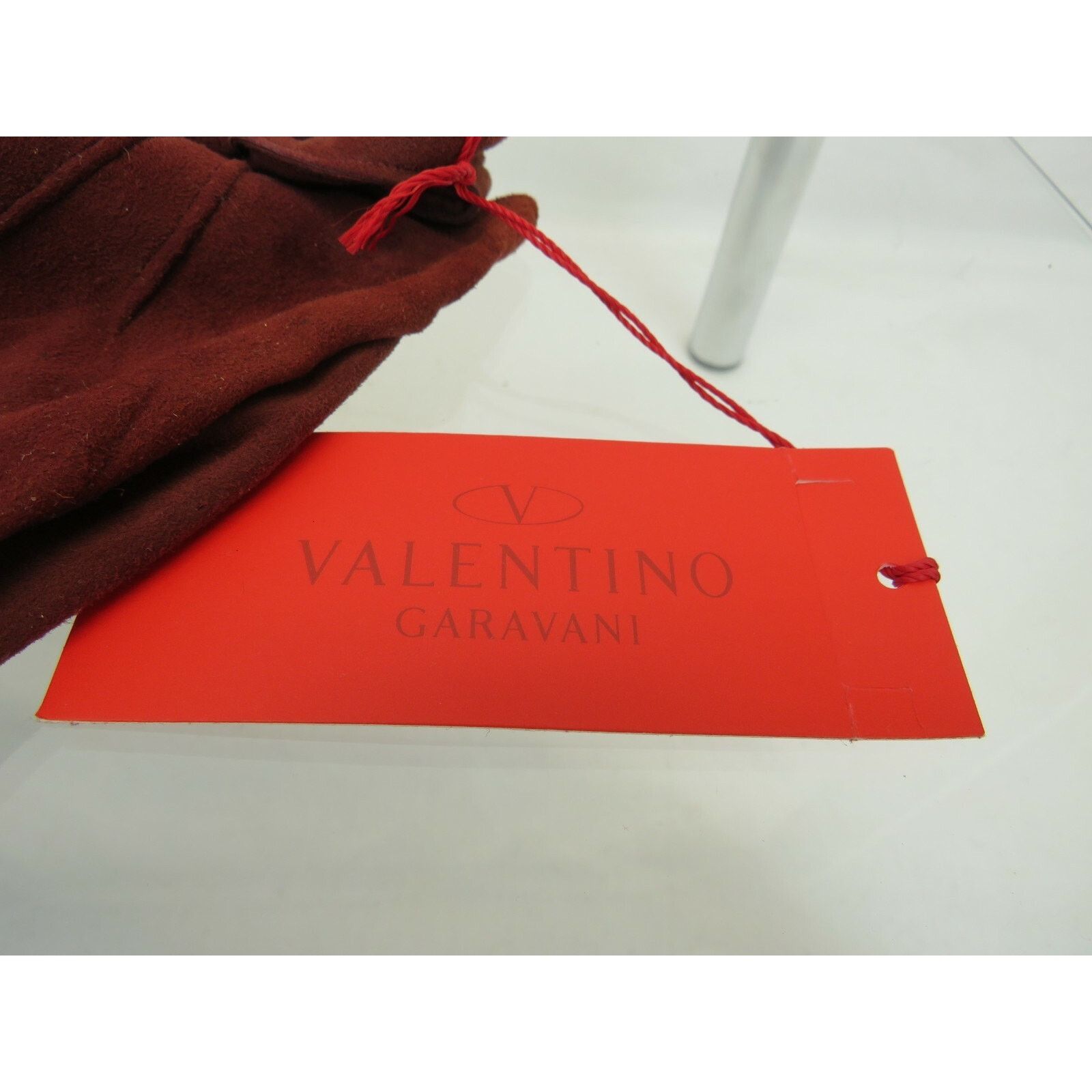 Valentino NWT VALENTINO GARAVANI BURGUNDY SUEDE BOW GLOVES 8 ITALY Size ONE SIZE - 11 Thumbnail