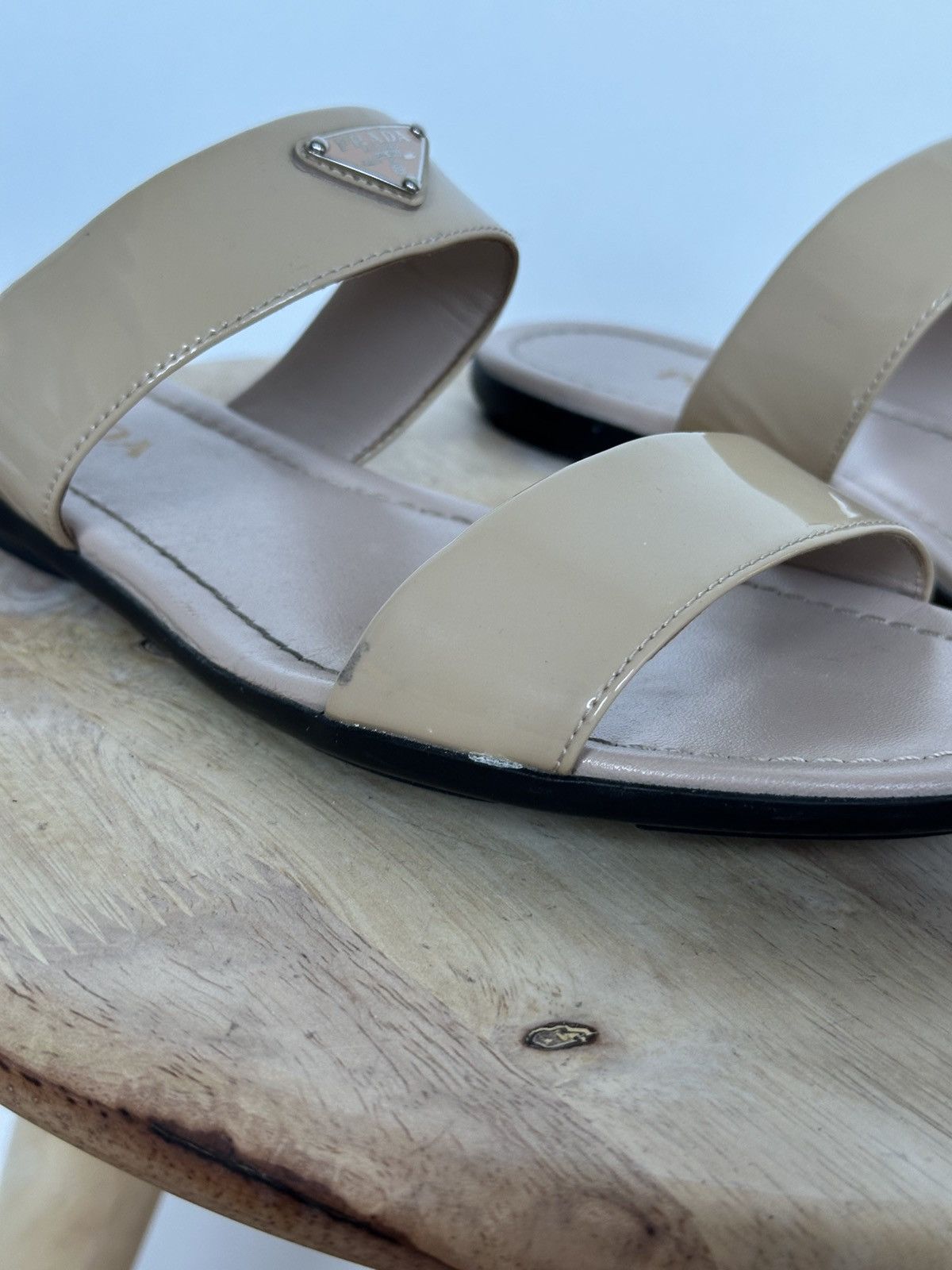 Designer × Prada Prada patent leather sandals metal logo Size US 9 / IT 39 - 12 Thumbnail