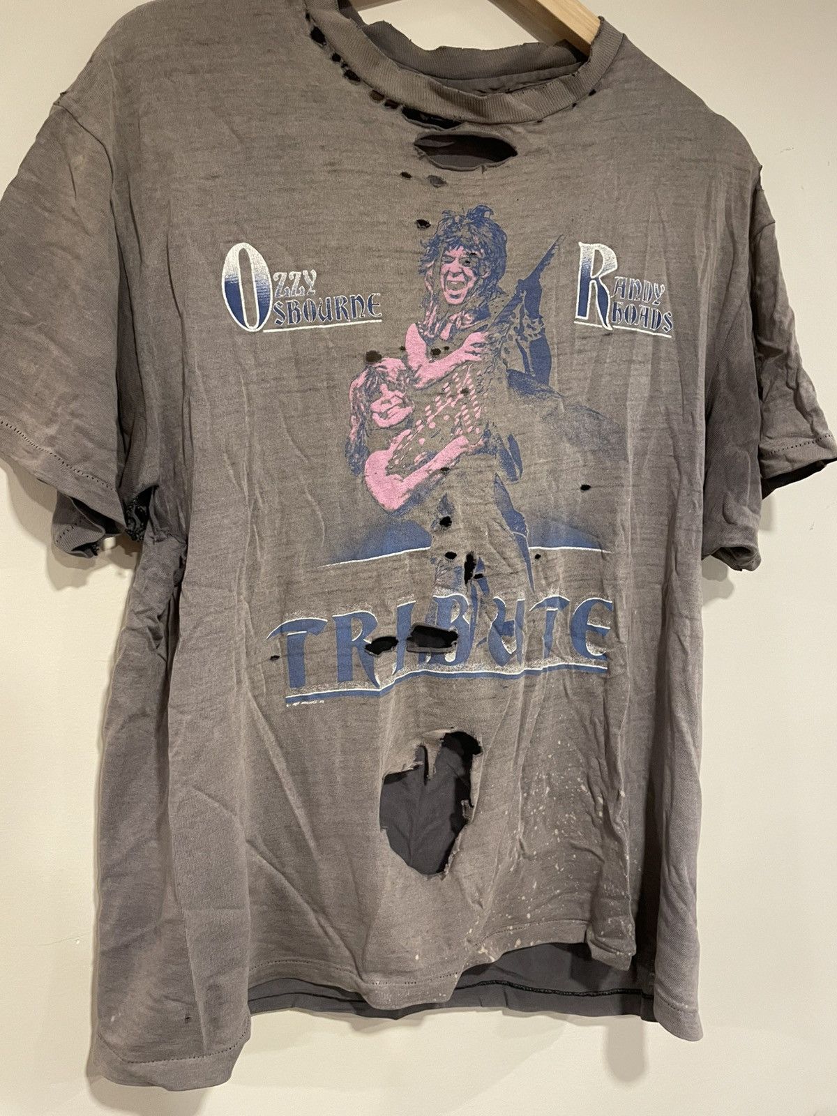 Vintage Vintage 1987 Thrashed Ozzy Ozbourne Tee Size US M / EU 48-50 / 2 - 2 Thumbnail