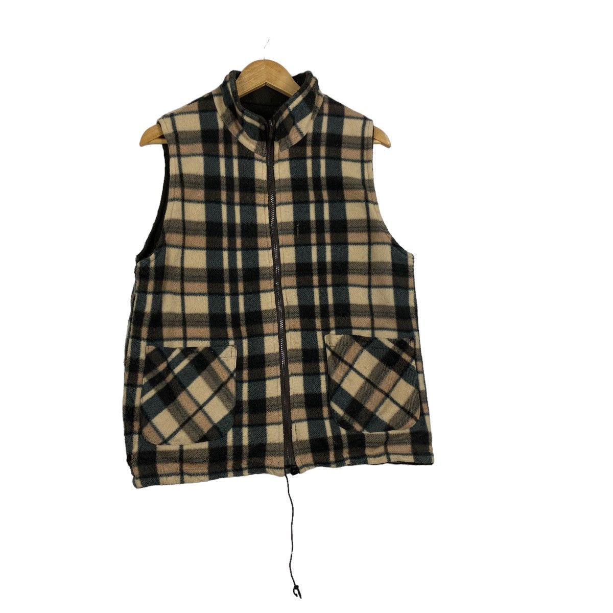 Japanese Brand Nova Check Inspired Burberrys Vest Size M Size US M / EU 48-50 / 2 - 3 Thumbnail