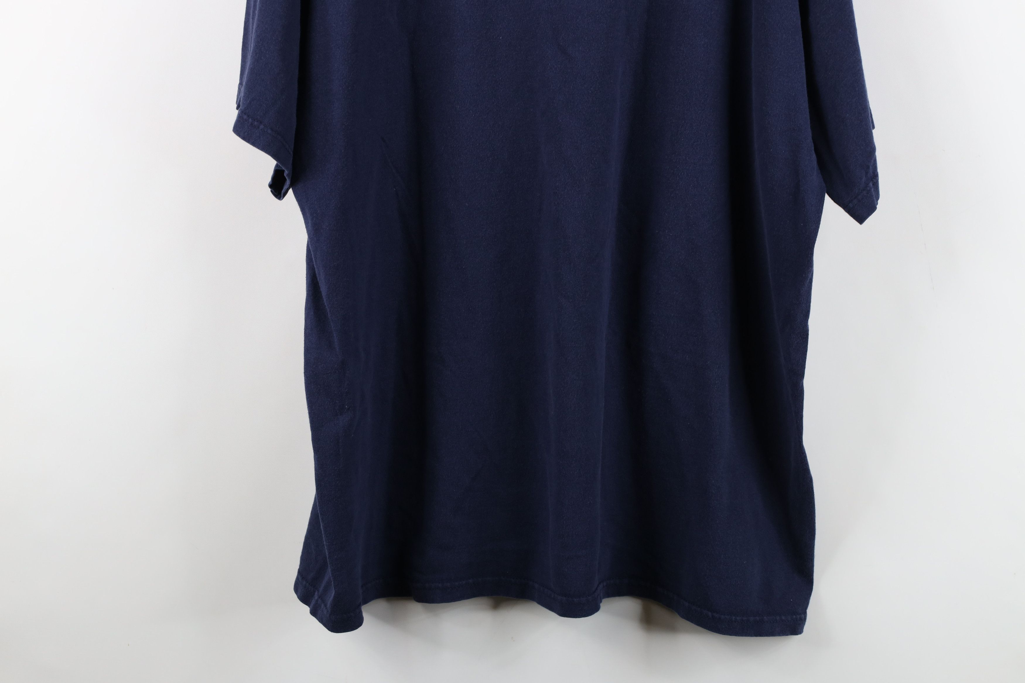Vintage Vintage 90s Canadian Mounted Police Short Sleeve T-Shirt Size US XL / EU 56 / 4 - 13 Thumbnail
