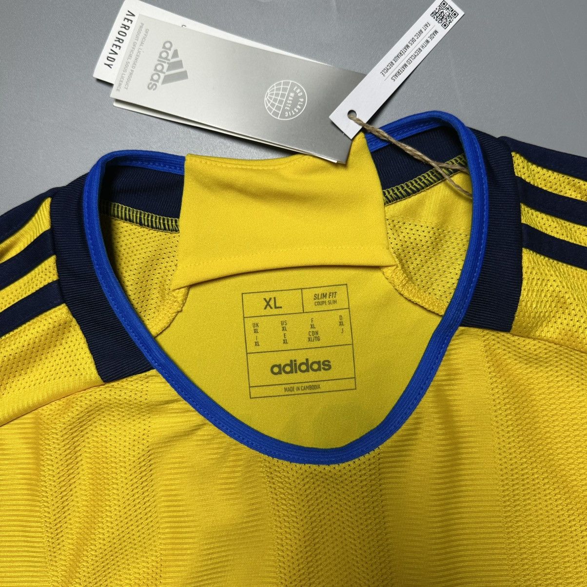 Adidas SWEDEN ADIDAS 2022 WORLD CUP FOOTBALL HOME SOCCER JERSEY Size US XL / EU 56 / 4 - 6 Thumbnail