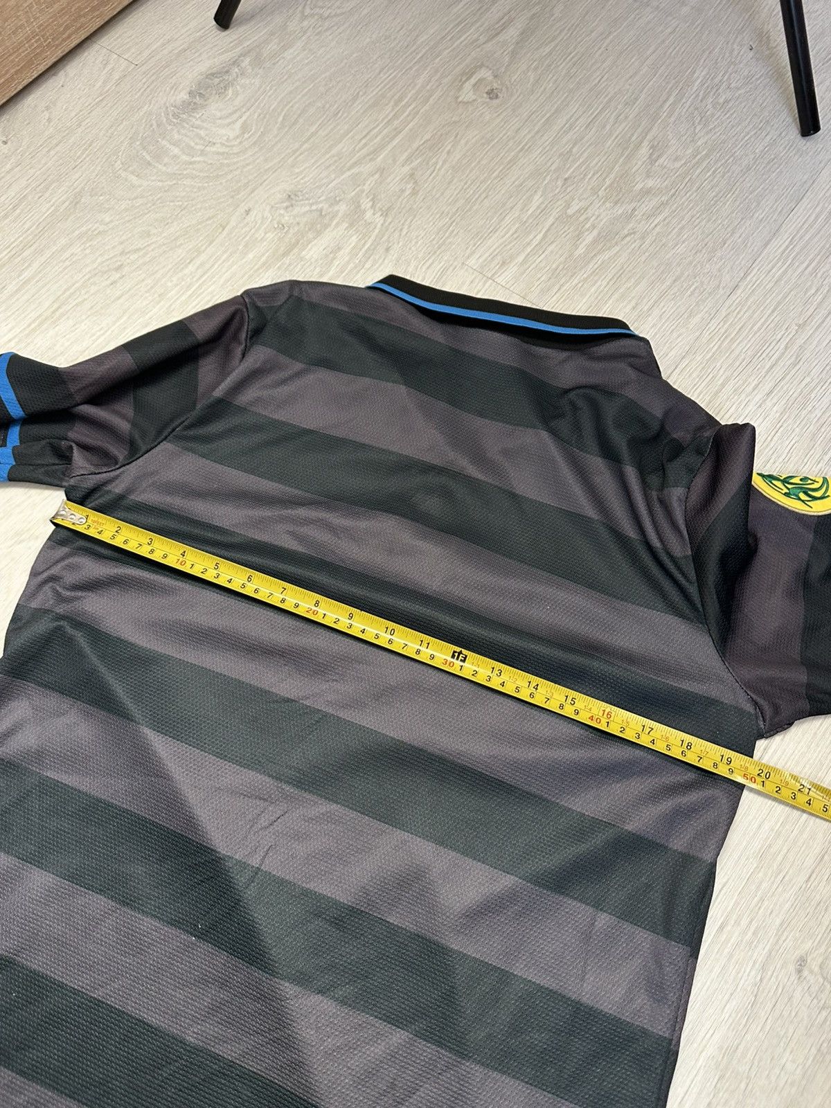 Umbro Vintage Umbro Inter Milan Soccer Jersey size M Size US M / EU 48-50 / 2 - 8 Thumbnail