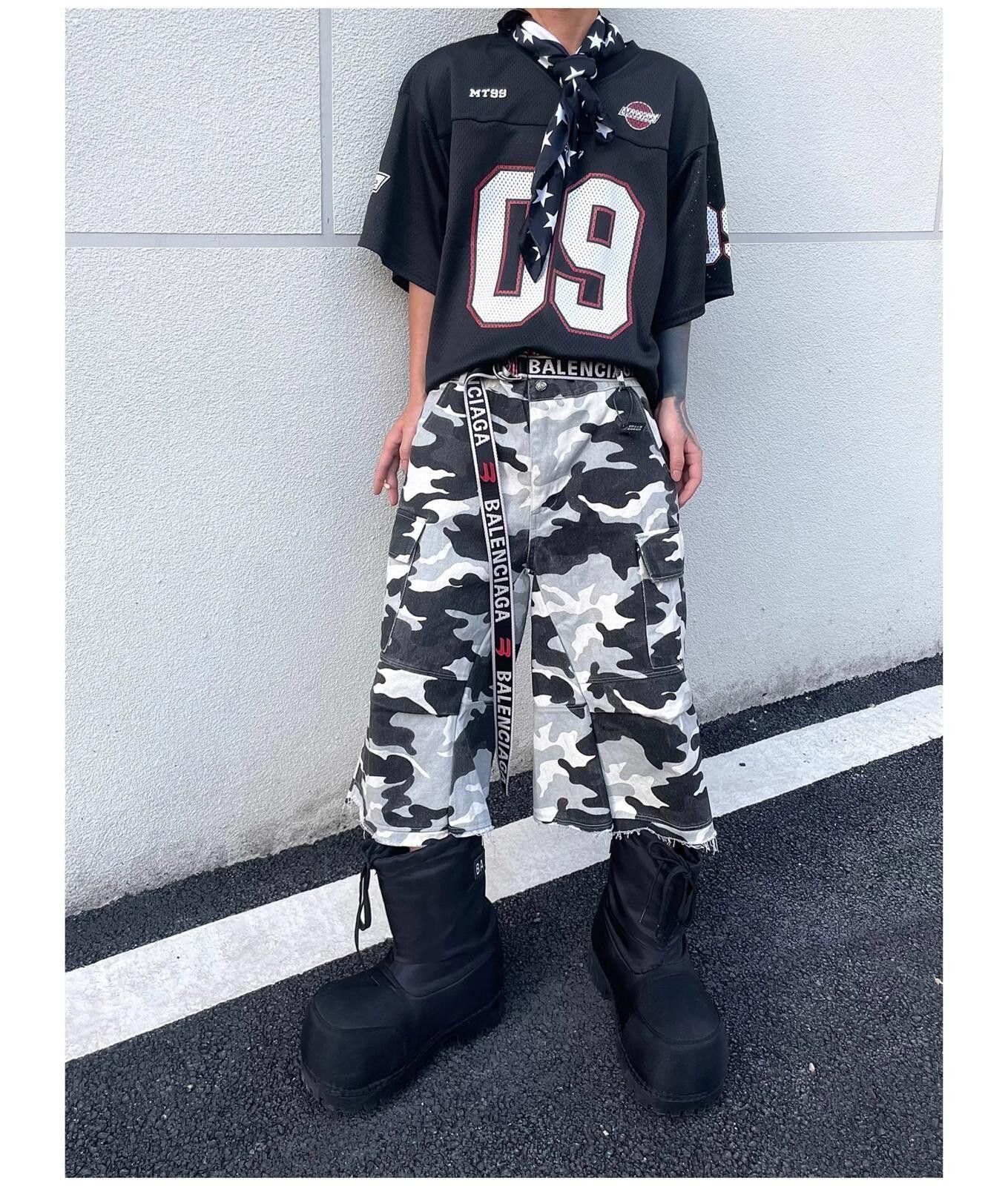 Other Black White Camouflage Cargo Jorts Size 28" / US 6 / IT 42 - 3 Thumbnail