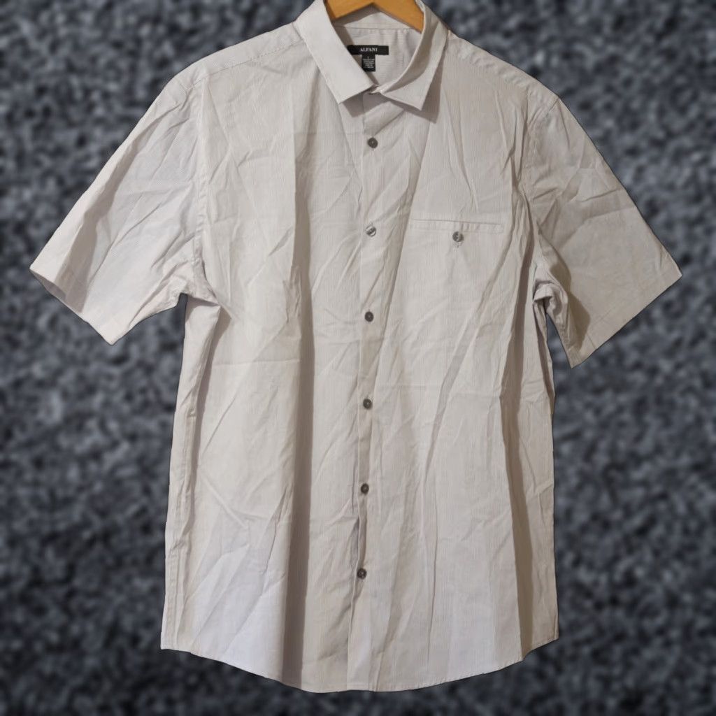 Alfani Alfani Shirt Short Sleeve Button-Up Grey/White Pinstripe Men's L - Collared, Lightweight, Pockets, Stretch, 3/4 Sleeve? Size US L / EU 52-54 / 3 - 1 Thumbnail
