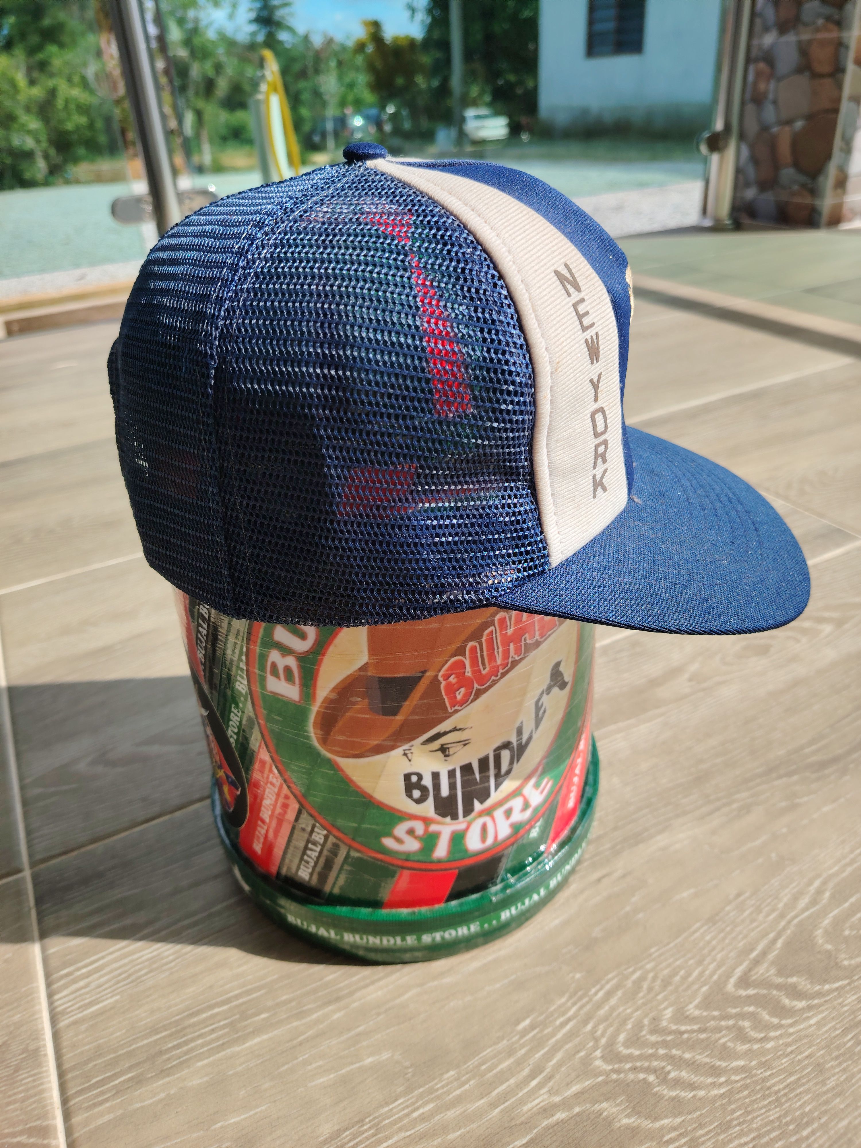 MLB × New York Yankees × Vintage Vintage New York Yankees MLB Trucker Hat Size ONE SIZE - 3 Thumbnail