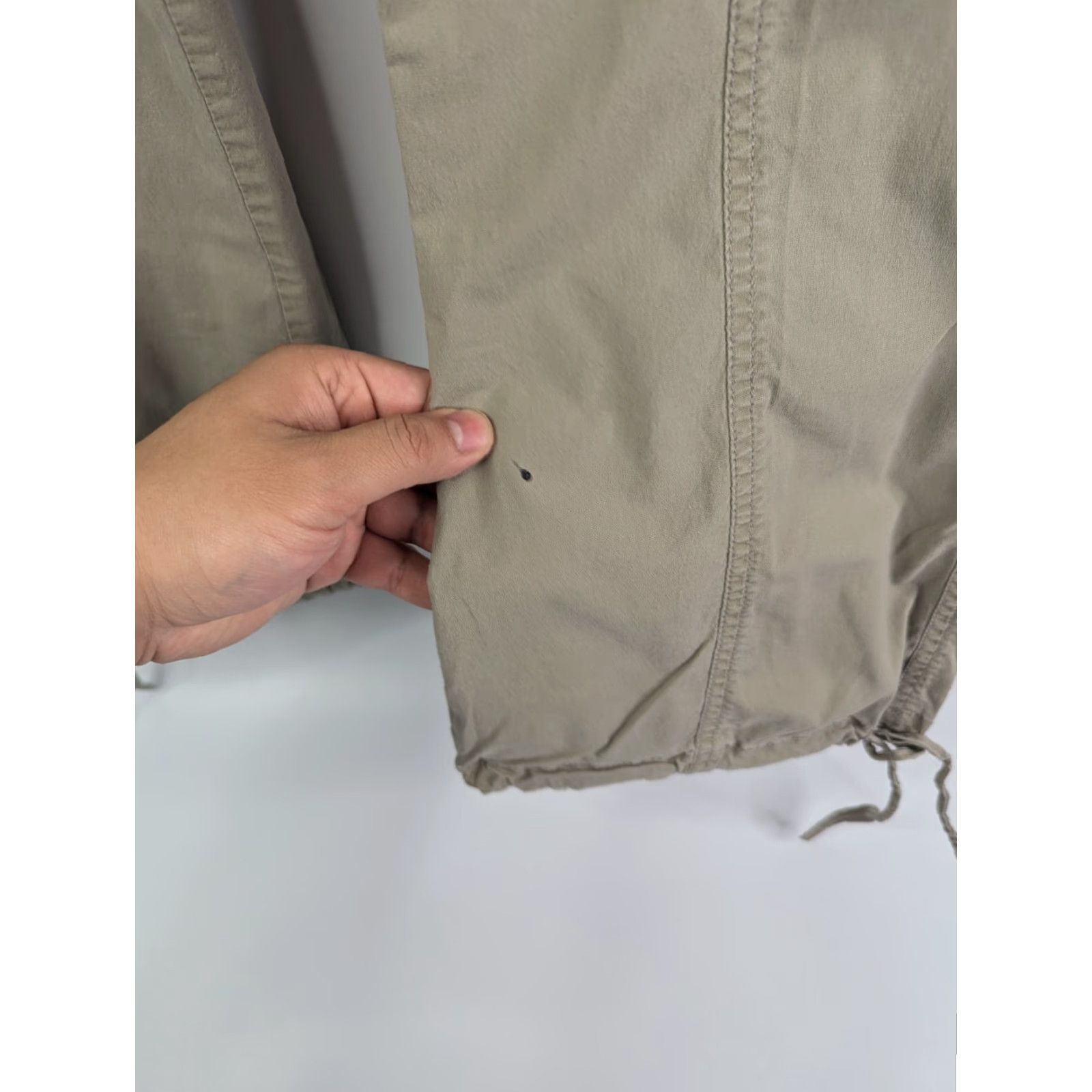 Anchor Blue Anchor Blue Khaki Beige Low Rise Cargo Tie Hem Women's Size 7 Cotton 90s Y2K Size ONE SIZE - 4 Thumbnail