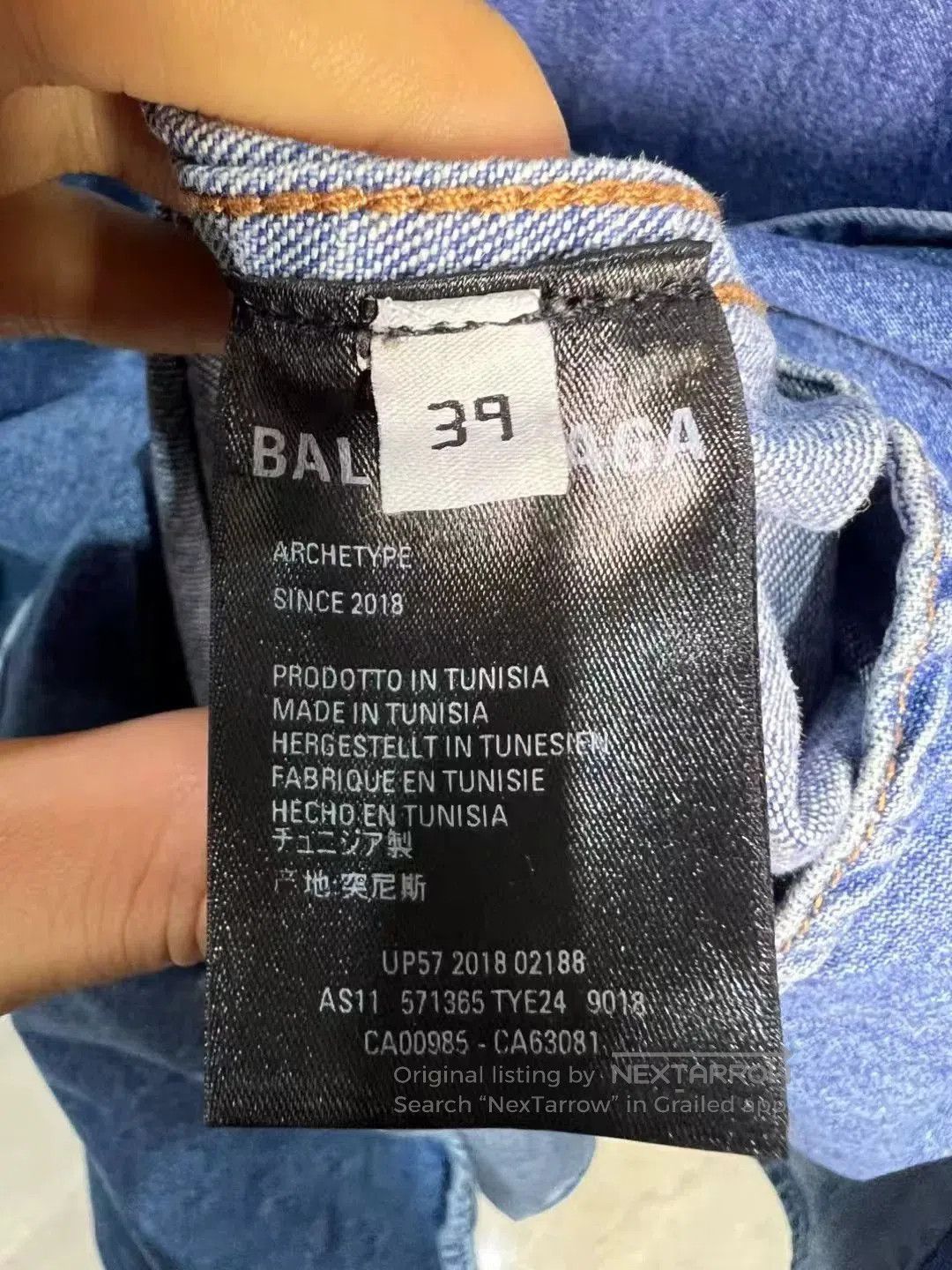 Balenciaga balenciaga logo denim jacket size 39. Size US M / EU 48-50 / 2 - 4 Thumbnail
