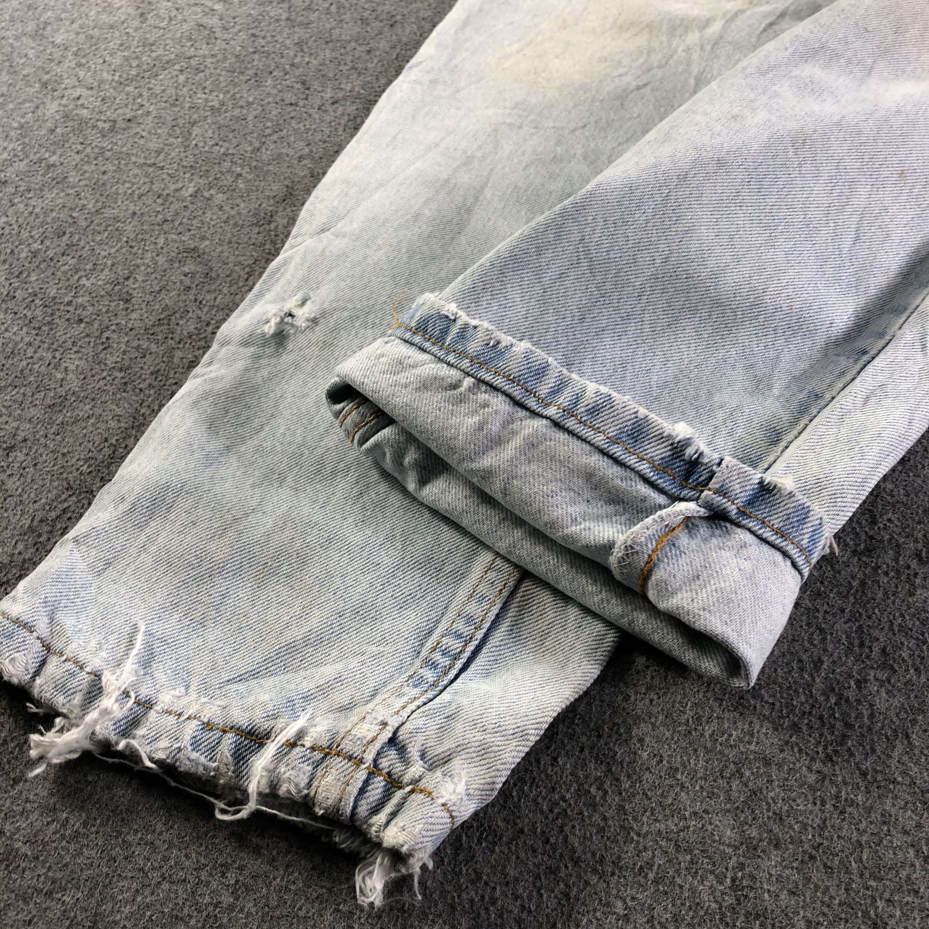 Levi's Vintage Light Wash Levis 550 Jeans-J4514 Size US 31 - 7 Thumbnail