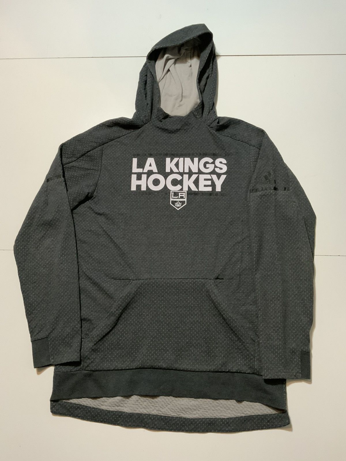 Adidas $100 Adidas NHL Los Angeles Kings Hockey 2018 Squad Hoodie Size US XL / EU 56 / 4 - 1 Thumbnail