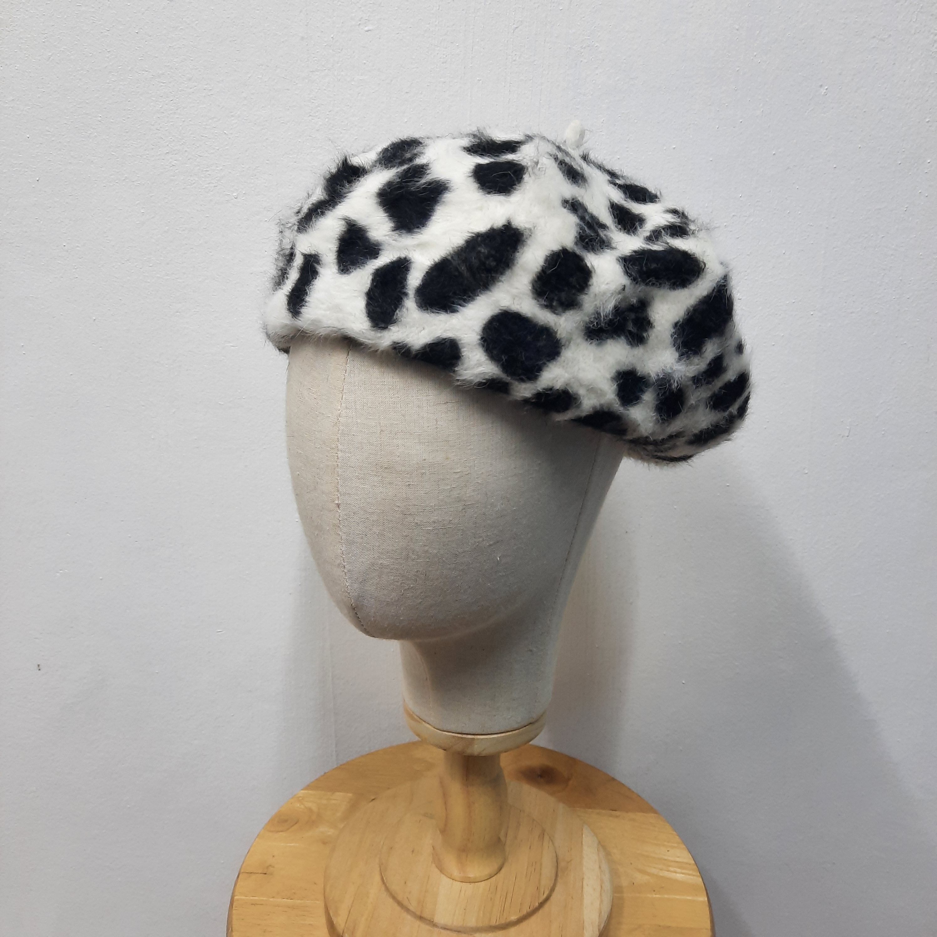 If Six Was Nine 🔮 Japanese brand juze leopard punk style fur beret hat Size ONE SIZE - 3 Thumbnail