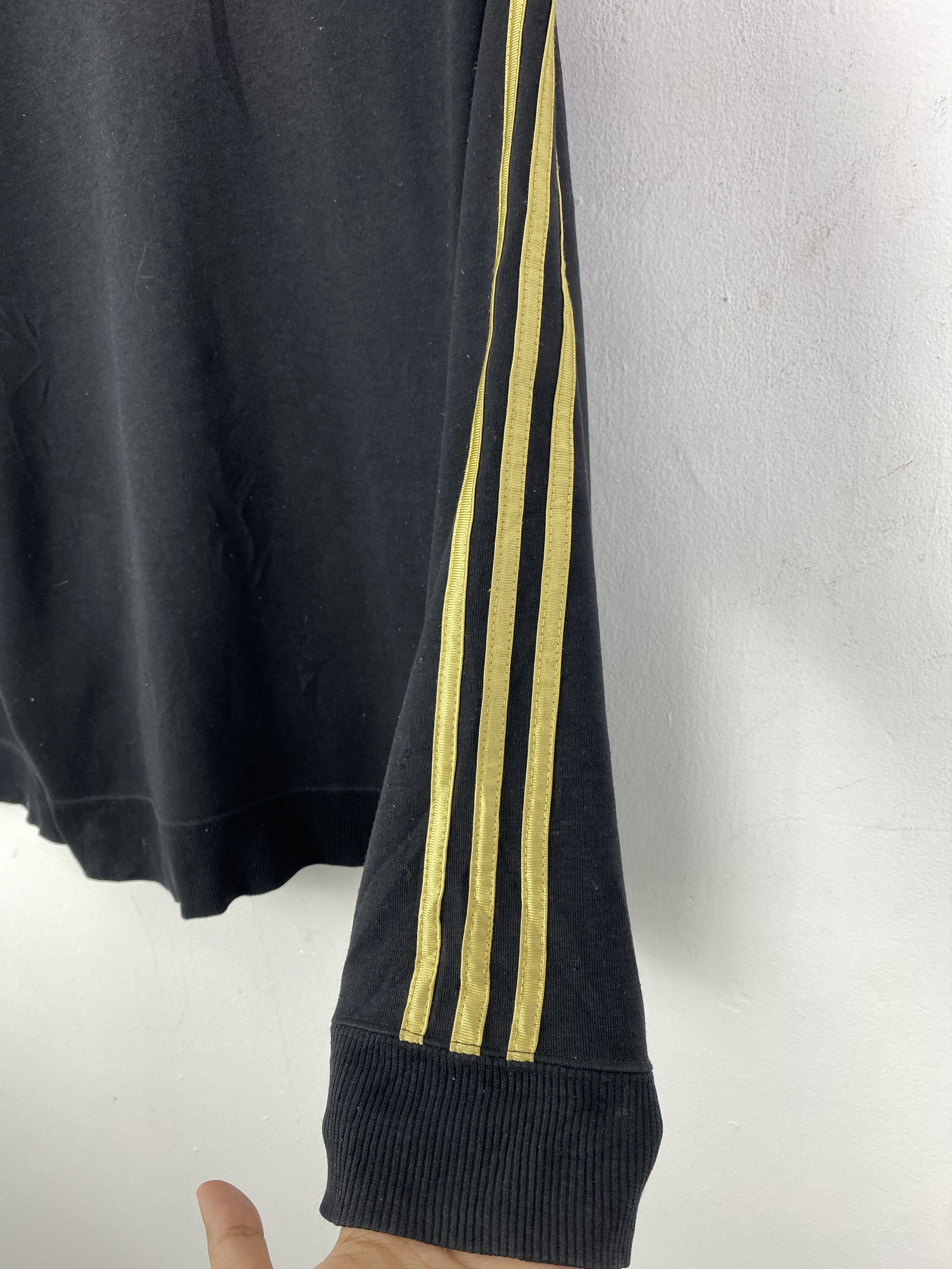 Adidas Vintage Adidas Zipper Up Sweater SH0200 Size US L / EU 52-54 / 3 - 14 Thumbnail