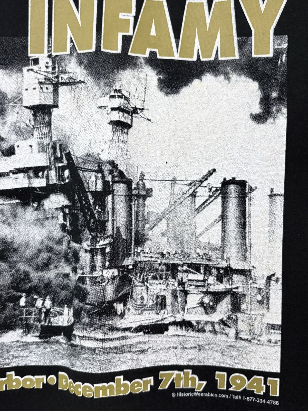 Vintage 90s Pearl Harbor “Infamy” Vintage World War II Tee Shirt Size US M / EU 48-50 / 2 - 4 Thumbnail