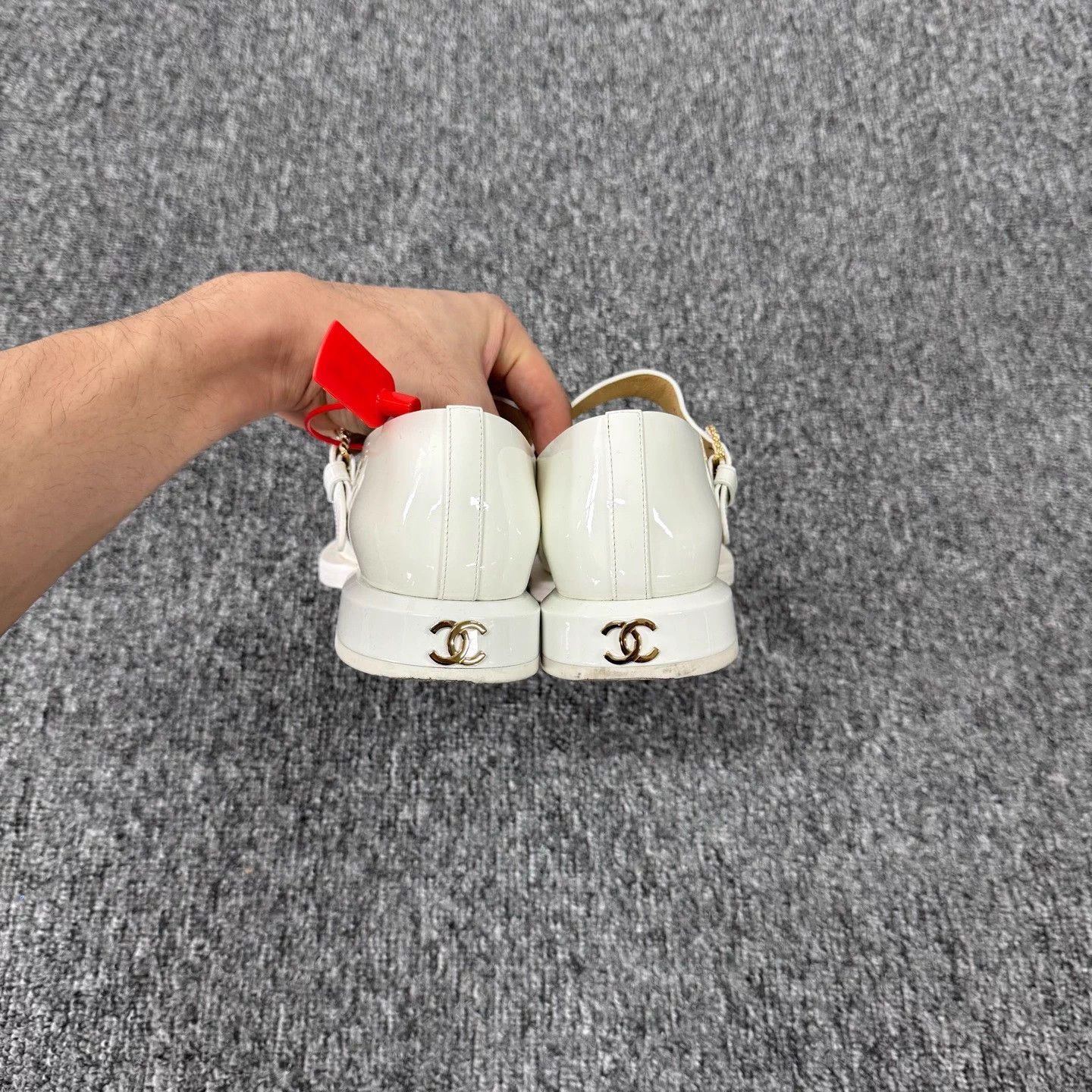 Chanel Chanel White Patent CC Logo Mary Jane Loafer 36.5 99 New Size US 6 / IT 36 - 4 Thumbnail