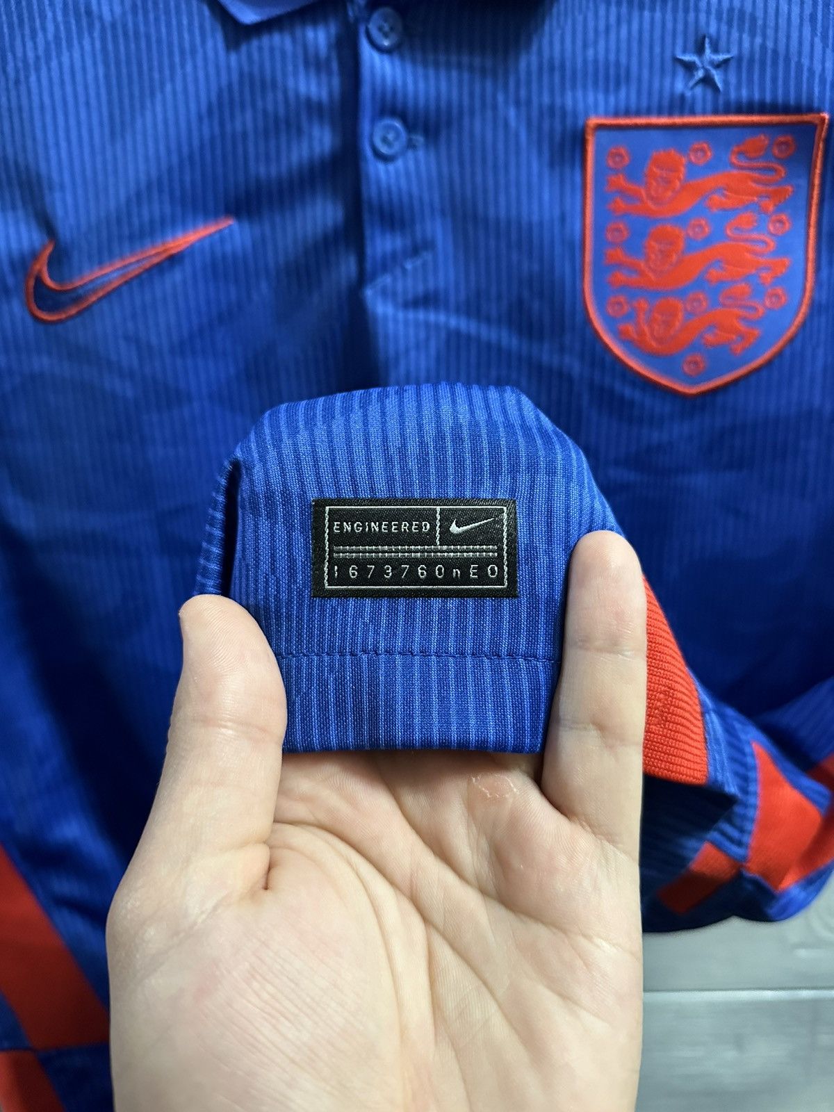 Nike Rare Soccer T-Shirt Nike England Hype Y2K Style. Size US XS / EU 42 / 0 - 5 Thumbnail