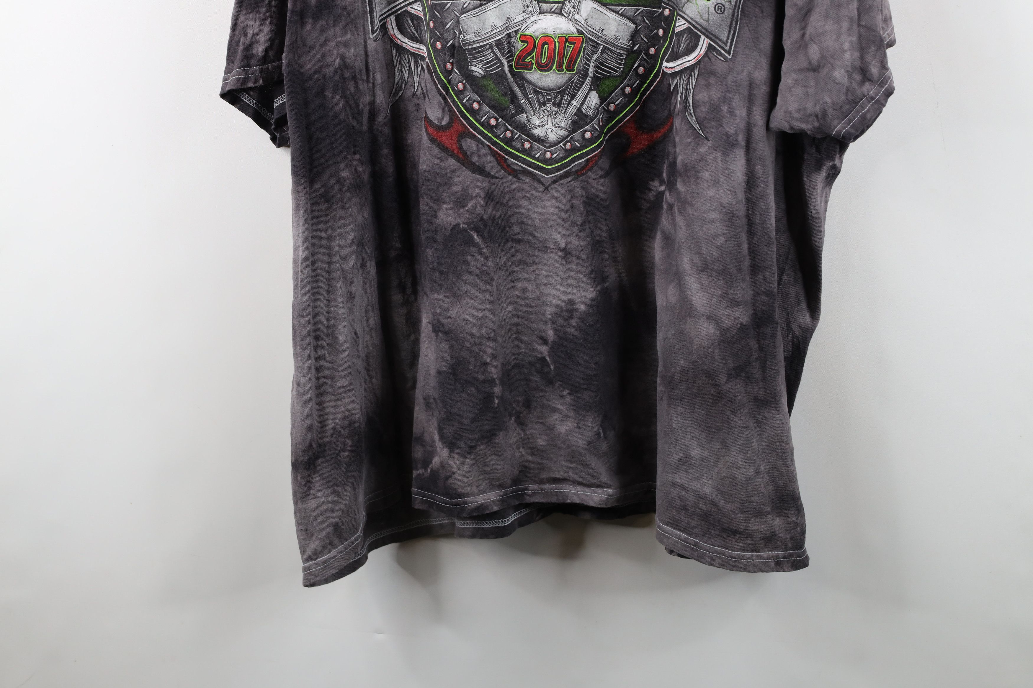 Vintage Y2K Streetwear 2017 Las Vegas BikeFest Tribal Acid T-Shirt Size US XXL / EU 58 / 5 - 15 Thumbnail