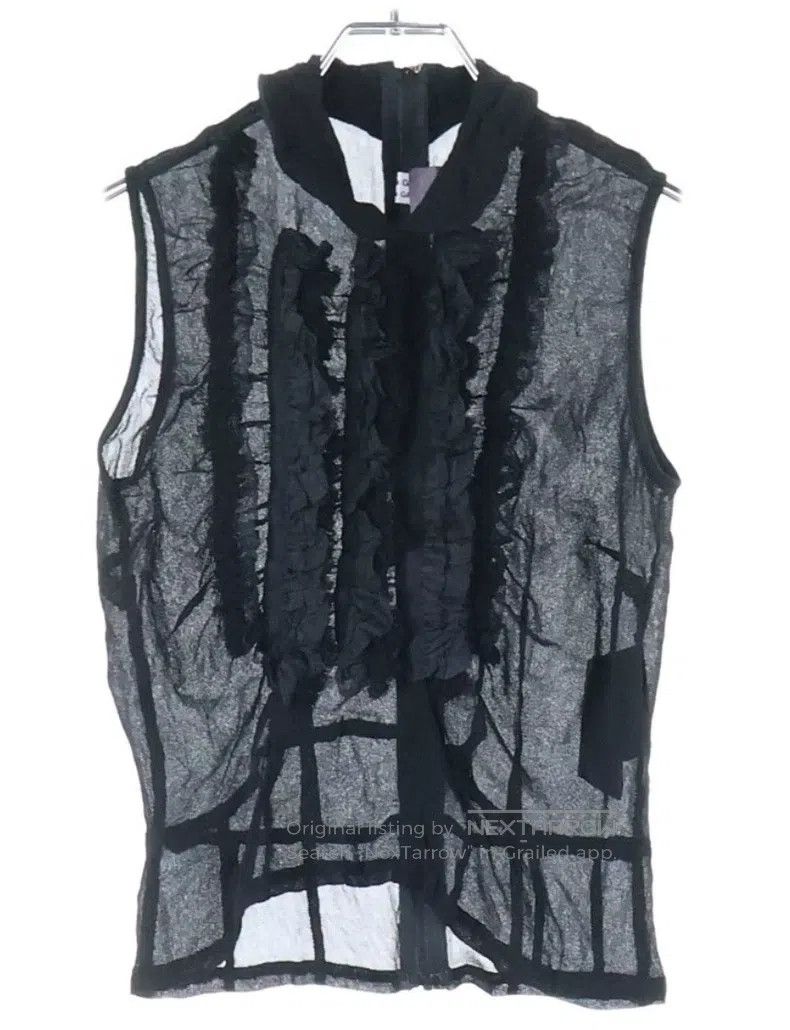 Comme Des Garcons Black women's ruffled sleeveless top