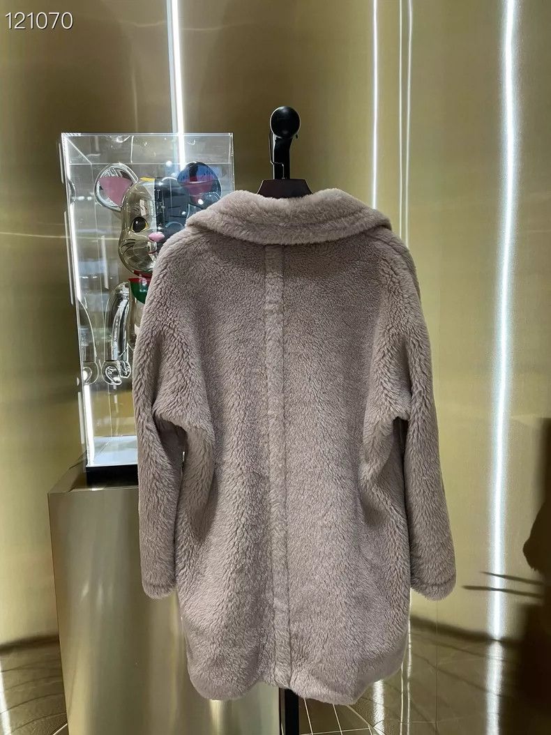 Max Mara Max Mara Short short teddy Size L / US 10 / IT 46 - 2 Thumbnail