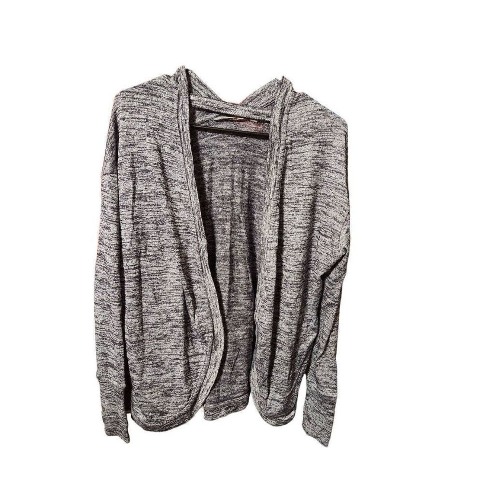 Athleta Athleta XS grey cover up top Size XS / US 0-2 / IT 36-38 - 2 Thumbnail