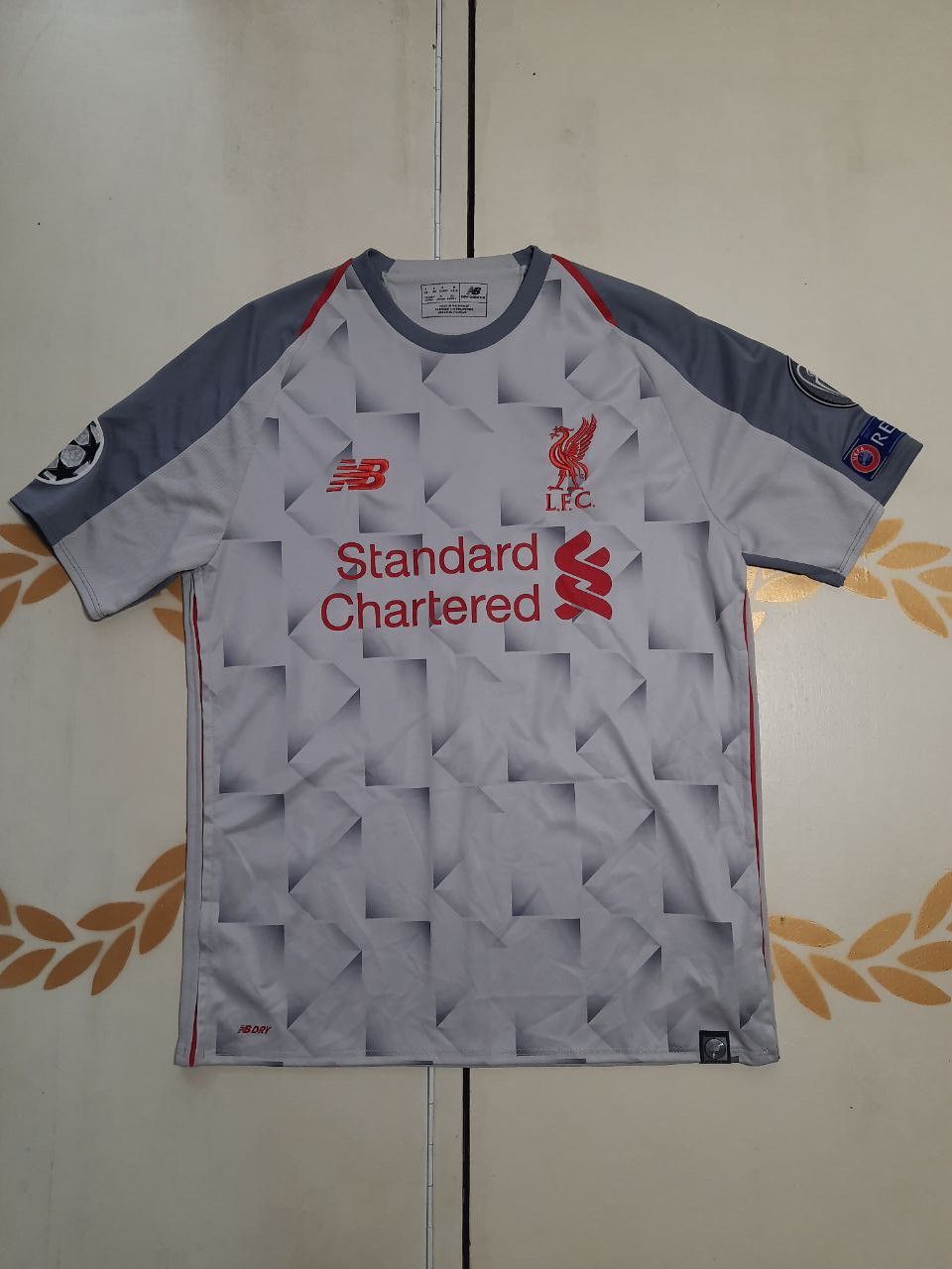 New Balance Liverpool FC 2018/19 Third Jersey UEFA Champions League Size US S / EU 44-46 / 1 - 1 Thumbnail