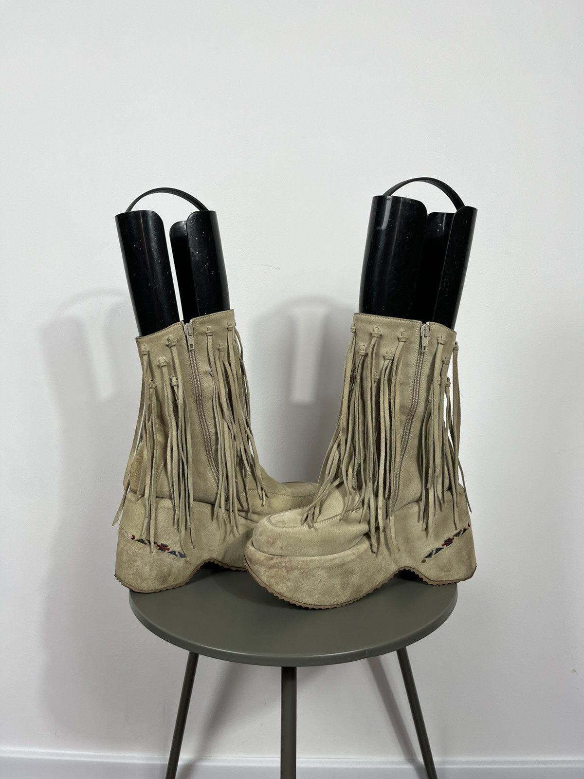 Vintage Beige Suede Fringe Platform Boots with Dangling Details Zip Size US 10 / IT 40 - 9 Thumbnail