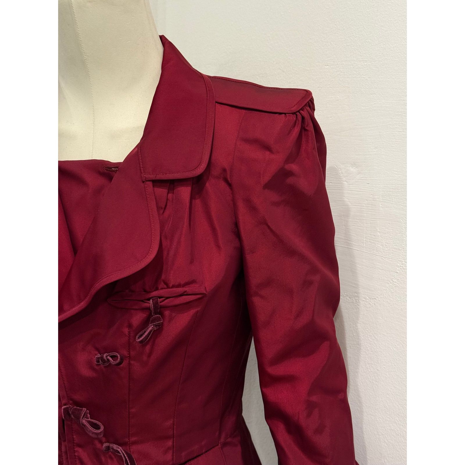 Saint Laurent Paris 2004 Yves Saint Laurent by Tom Ford runway pagoda jacket Size S / US 4 / IT 40 - 8 Thumbnail