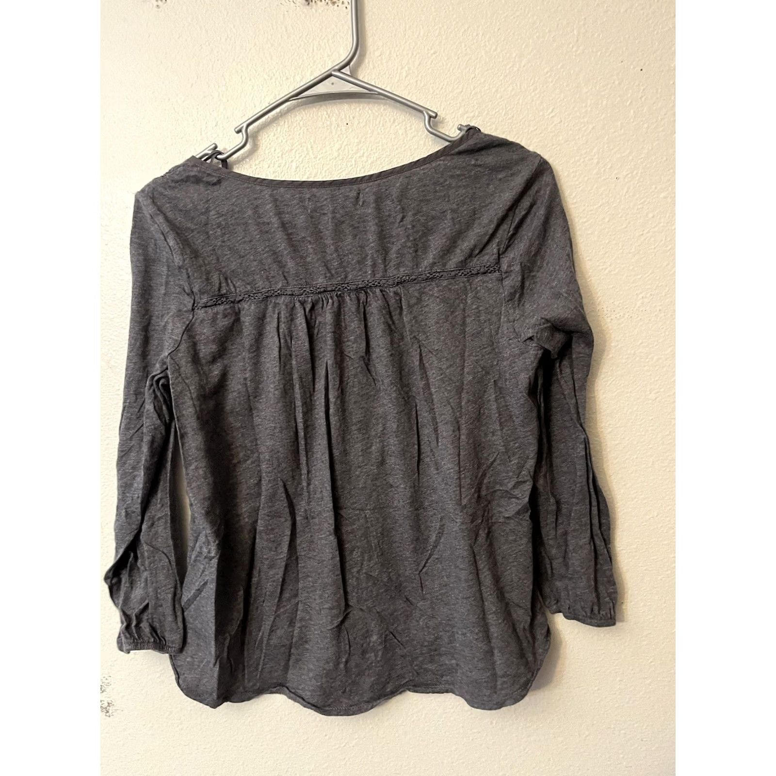 American Eagle Outfitters American Eagle Women’s Shirt Medium Gray Blouse Top Pullover Lagenlook Size M / US 6-8 / IT 42-44 - 3 Thumbnail