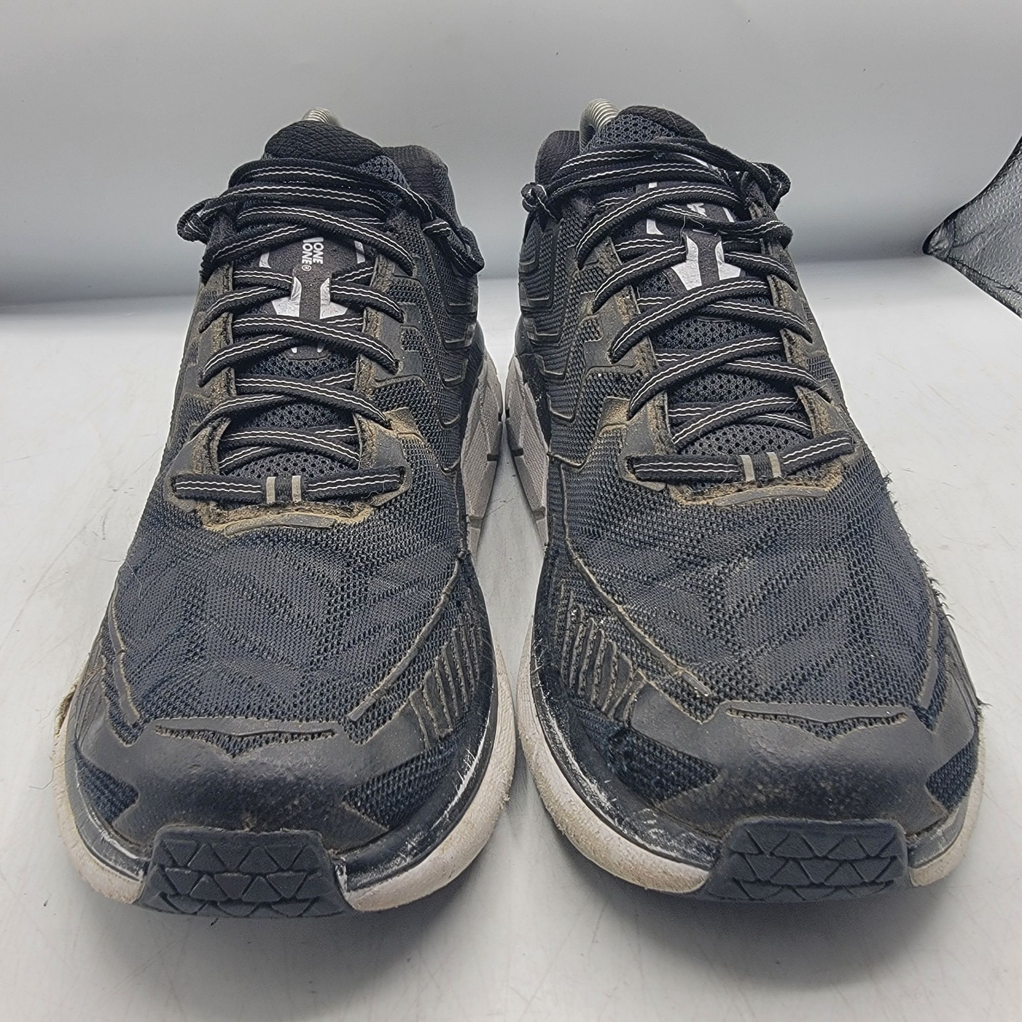 Hoka Hoka One One Clifton 4 Mens 10.5 Black White Athletic Shoes Size US 10.5 / EU 43-44 - 2 Thumbnail