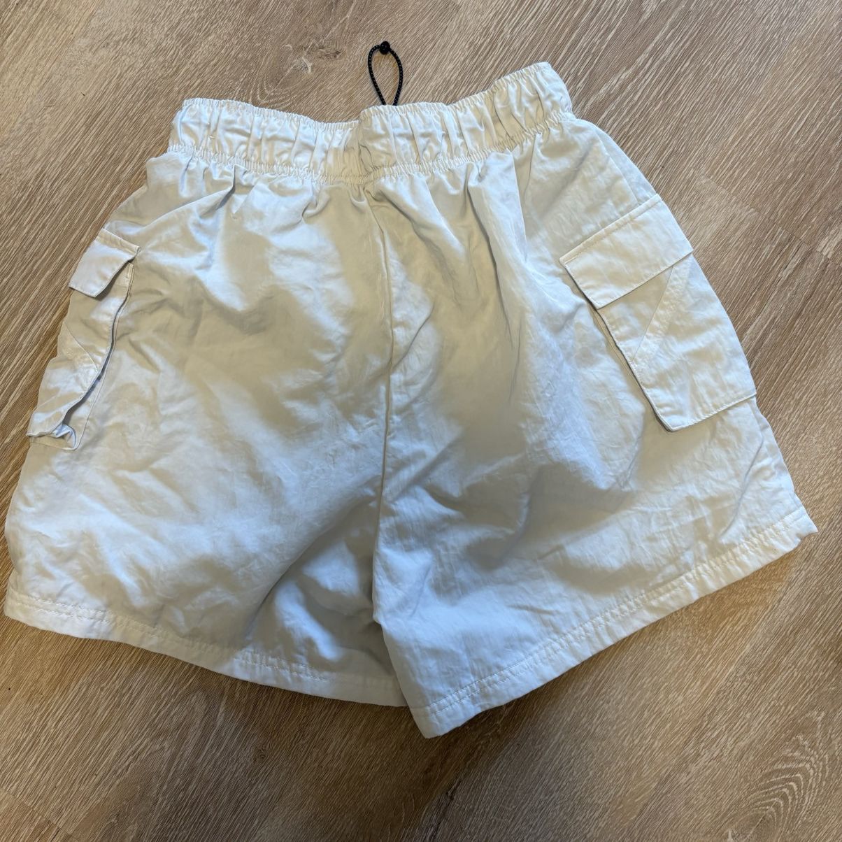 Nike Nike Cargo Shorts Size 26" / US 2 / IT 38 - 2 Thumbnail