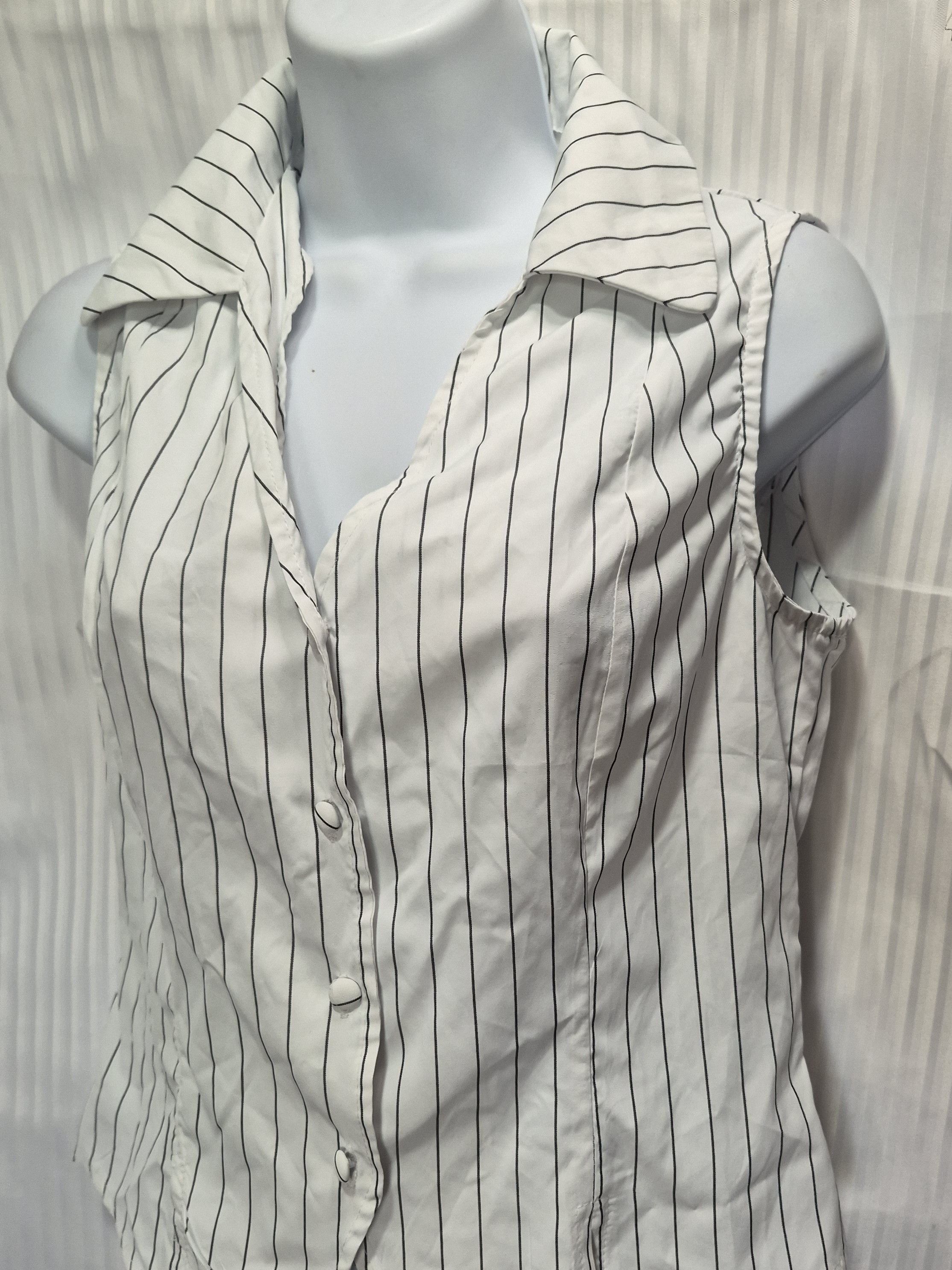 Other Medium Classic White Pinstripe Sleeveless Button-Front Top Size M / US 6-8 / IT 42-44 - 3 Thumbnail
