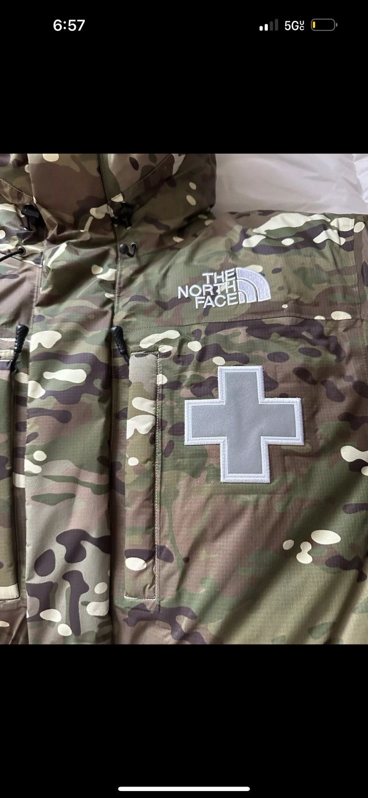 Supreme × The North Face Supreme x The North Face Summit Series Rescue Baltoro Jacket Size US S / EU 44-46 / 1 - 10 Thumbnail